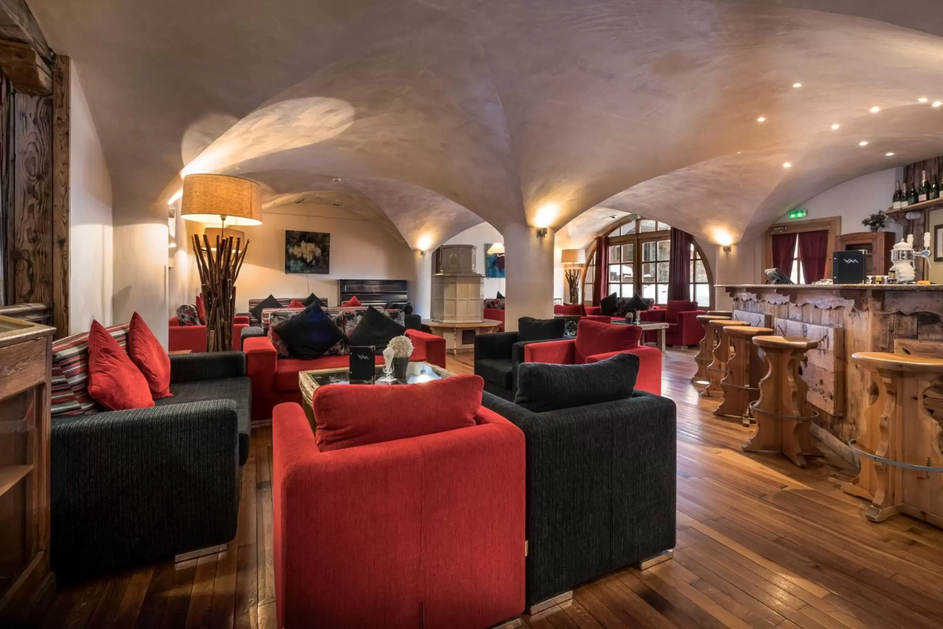 Lounge or bar, Lounge/Bar in Hôtel Les Suites du Montana by Les Etincelles