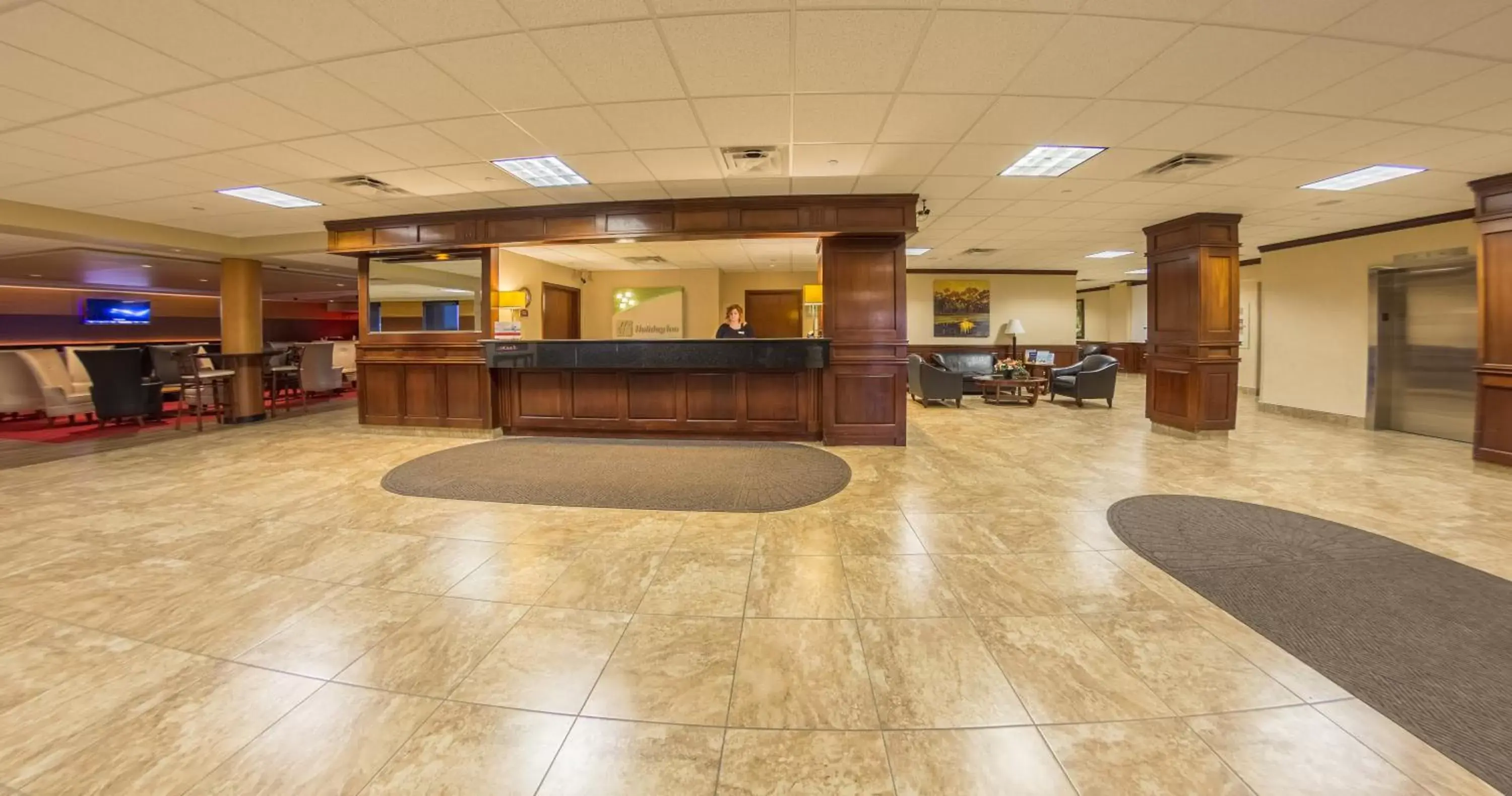 Property building, Lobby/Reception in Holiday Inn Des Moines-Airport Conference Center, an IHG Hotel