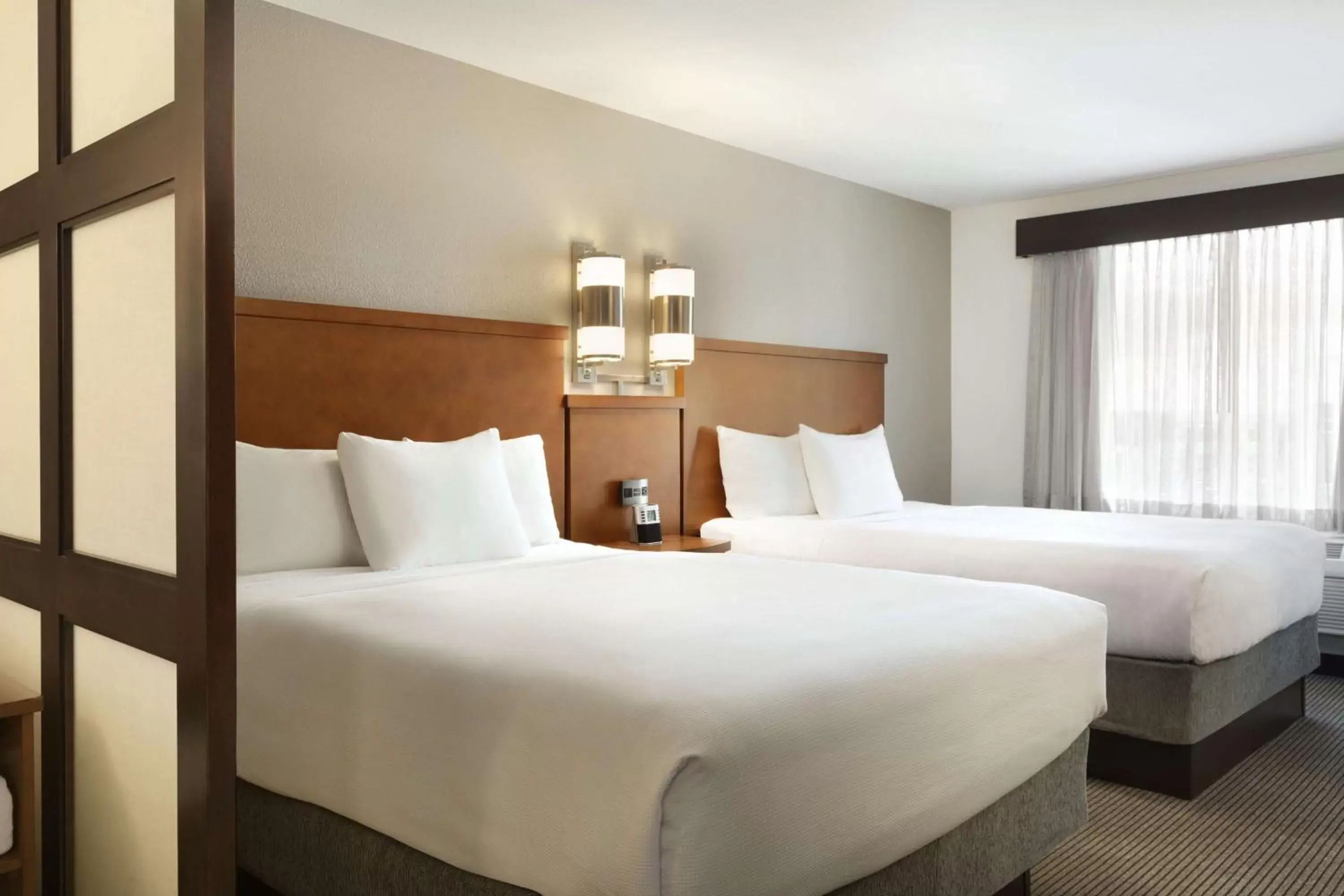 Queen Room with Two Queen Beds and Accessible Tub - Disability Access in Hyatt Place Portland Airport/Cascade Station