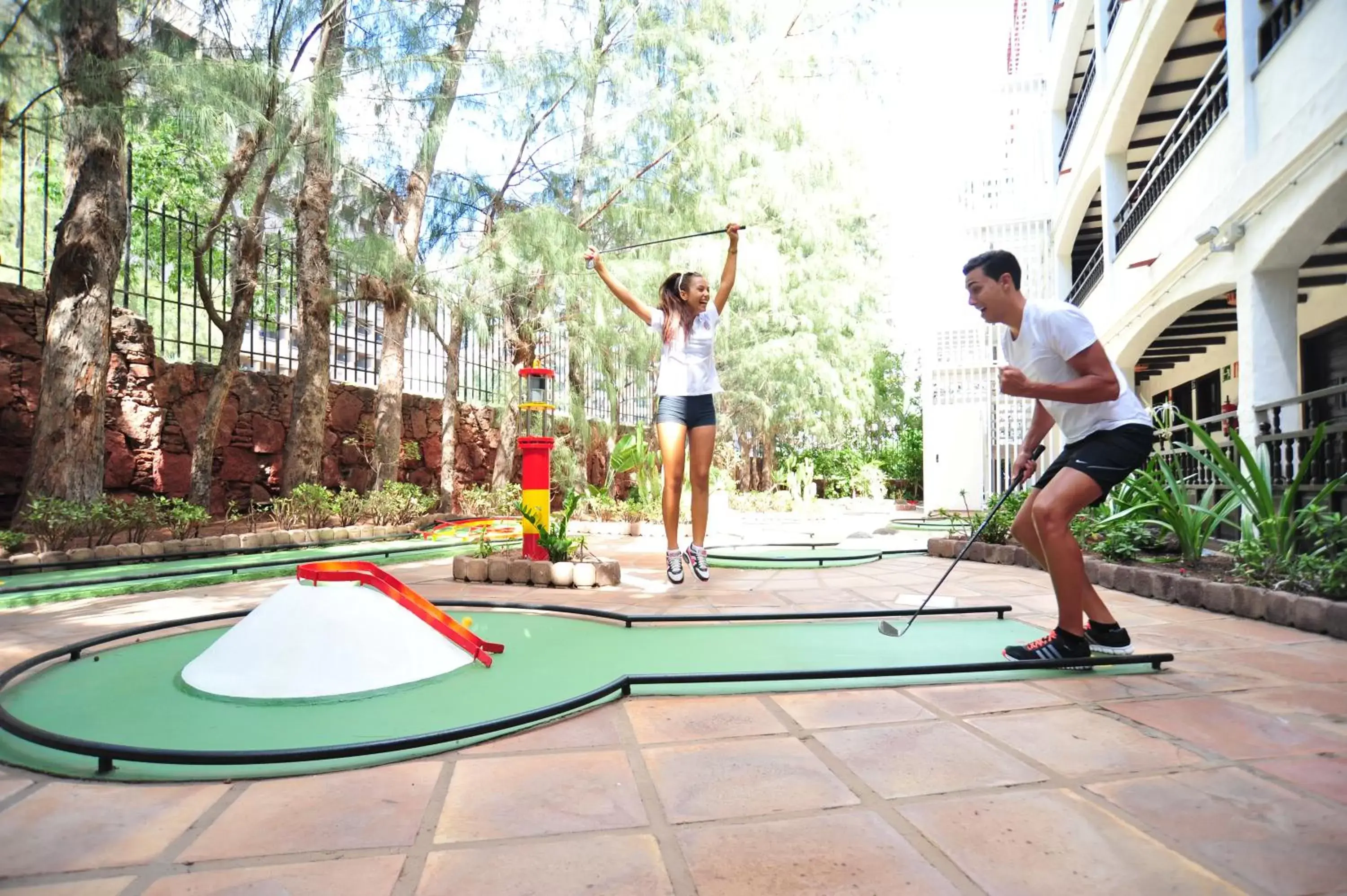 Minigolf, Other Activities in Hotel Parque Tropical