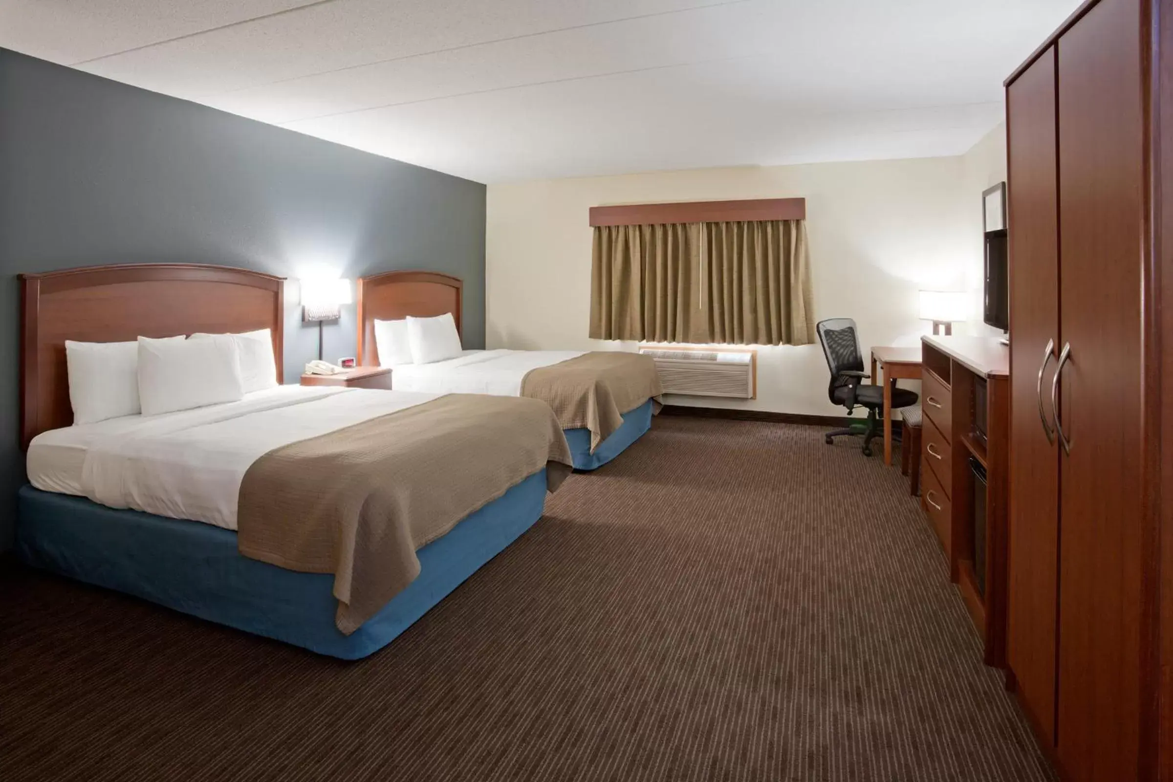 Queen Room with Two Queen Beds - Mobility Access/Non-Smoking in AmericInn by Wyndham Princeton MN Queen Room with Two Queen Beds - Mobility Access/Non-Smoking in AmericInn by Wyndham Princeton MN