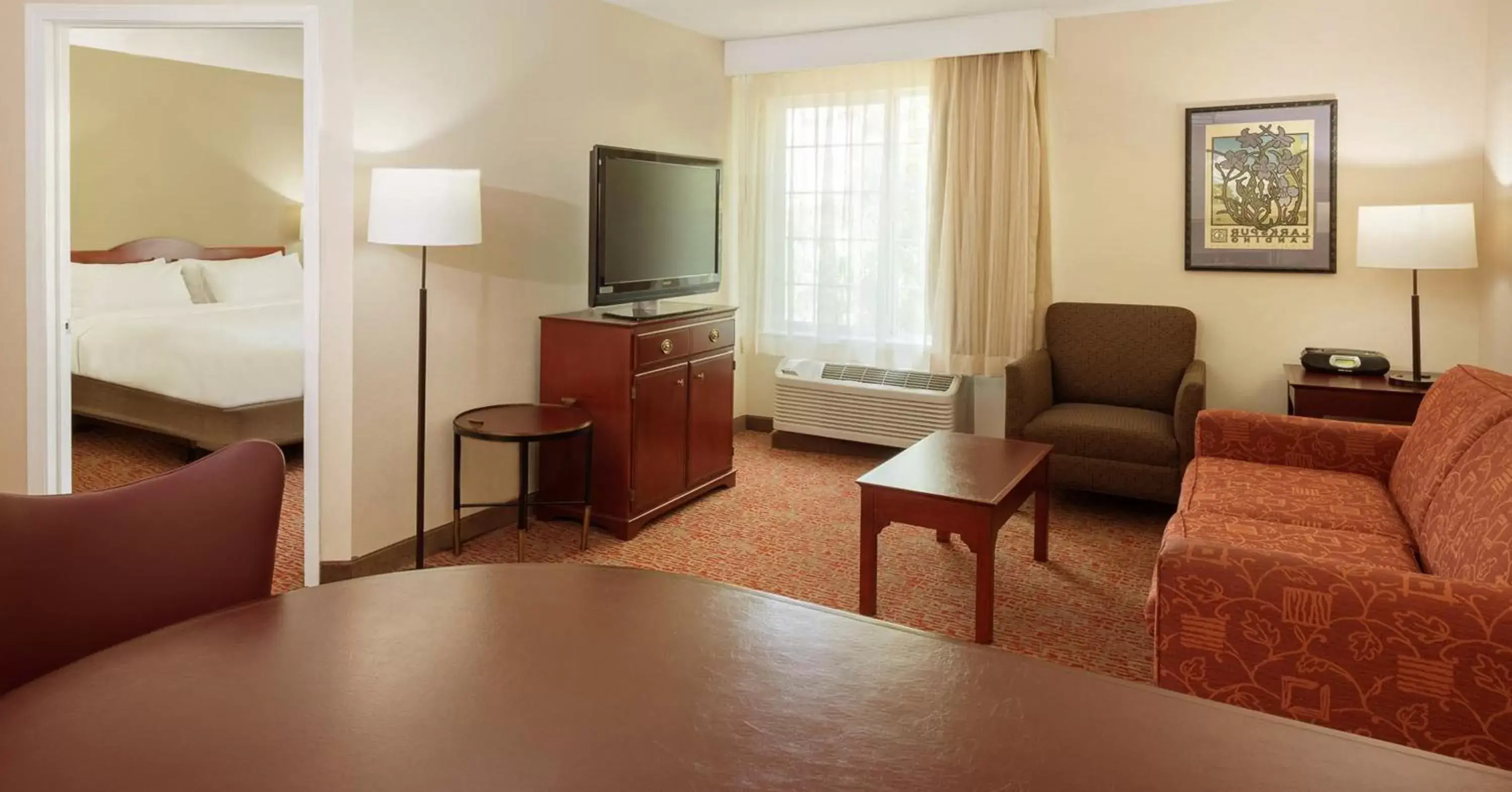 Living room, Seating Area in Larkspur Landing Milpitas-An All-Suite Hotel