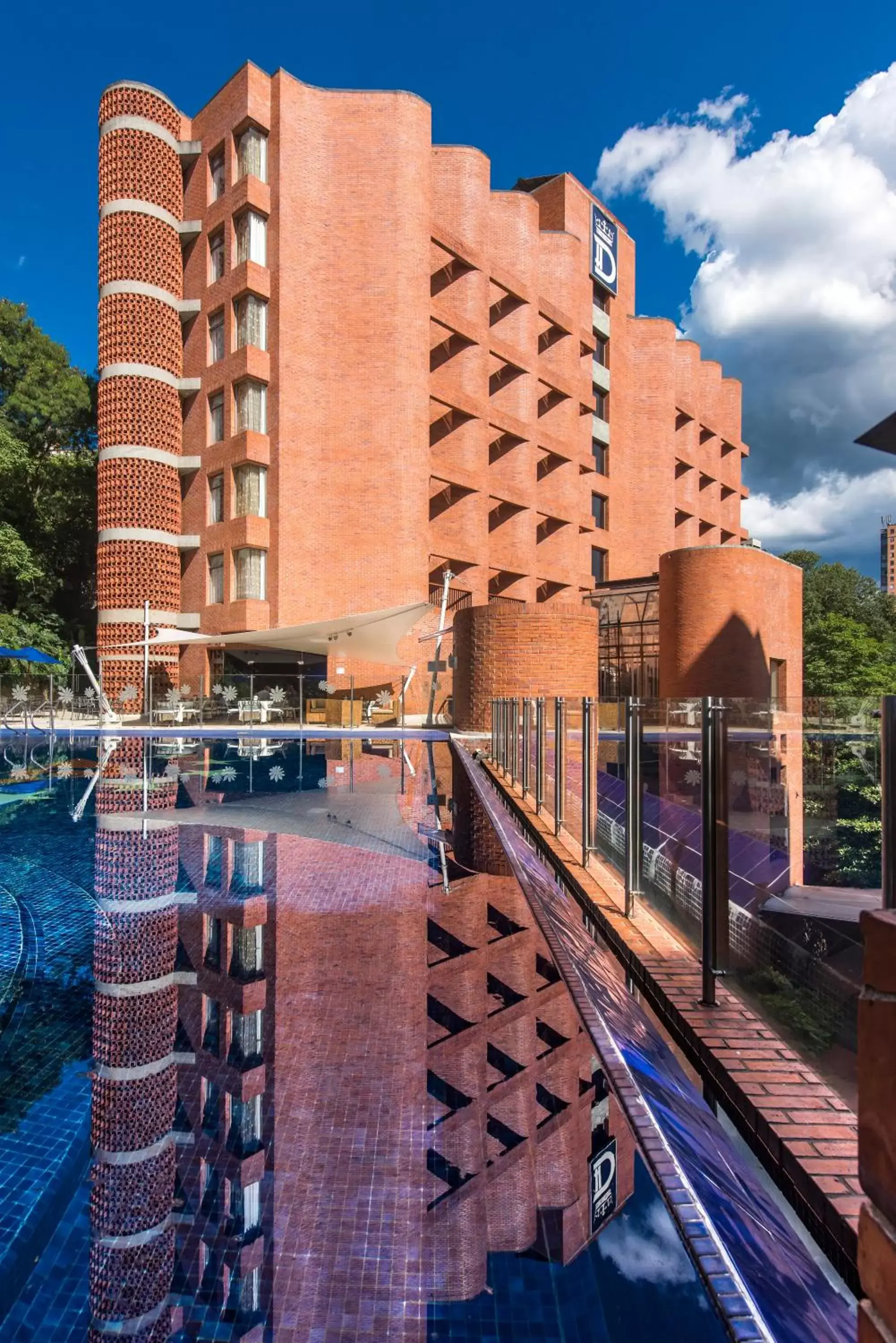 Facade/entrance, Property Building in Hotel Dann Carlton Belfort Medellin