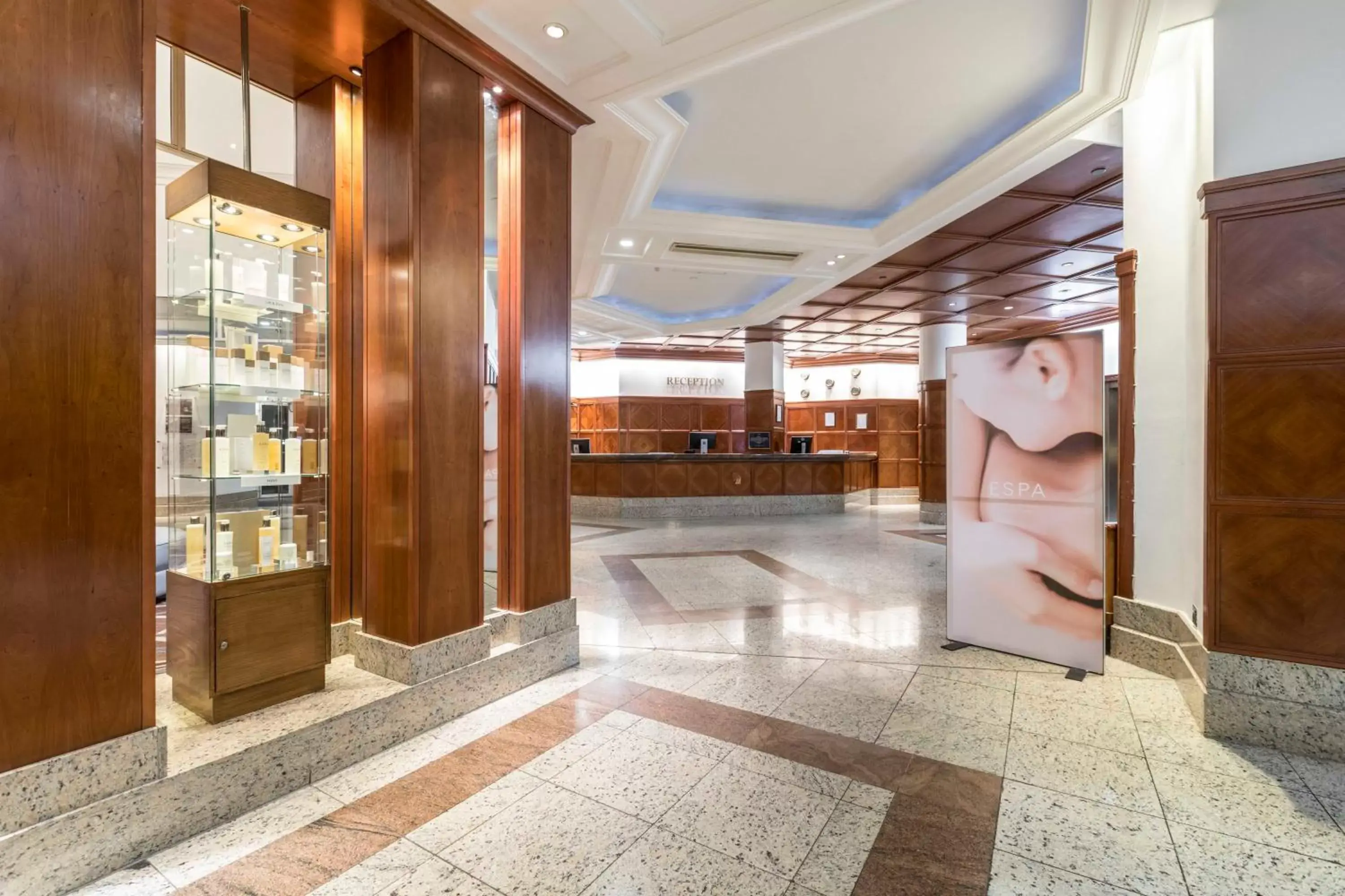 Lobby or reception in Leonardo Royal Southampton Grand Harbour Lobby or reception in Leonardo Royal Southampton Grand Harbour