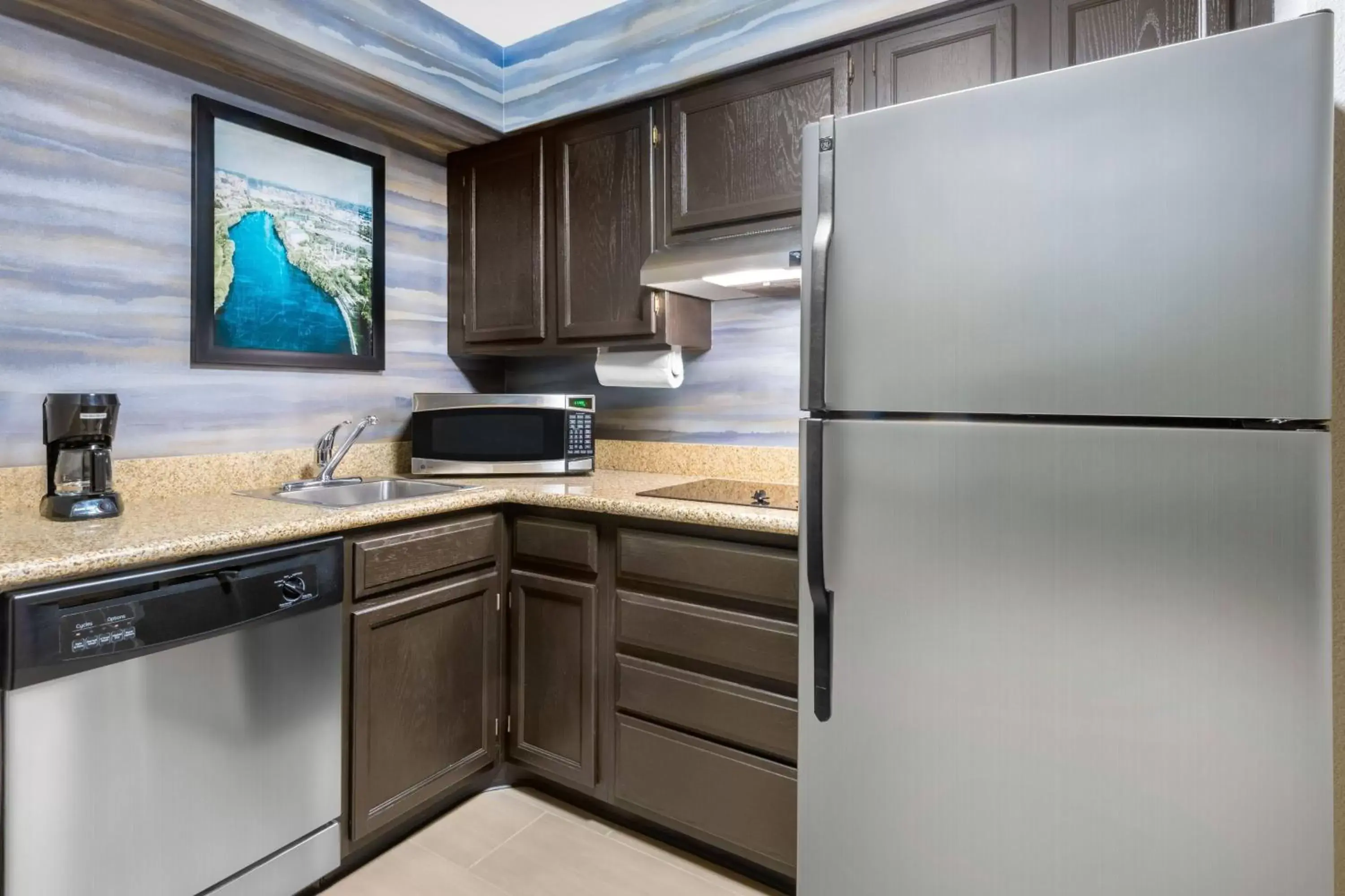 Kitchen or kitchenette, Kitchen/Kitchenette in Residence Inn Indianapolis Downtown on the Canal