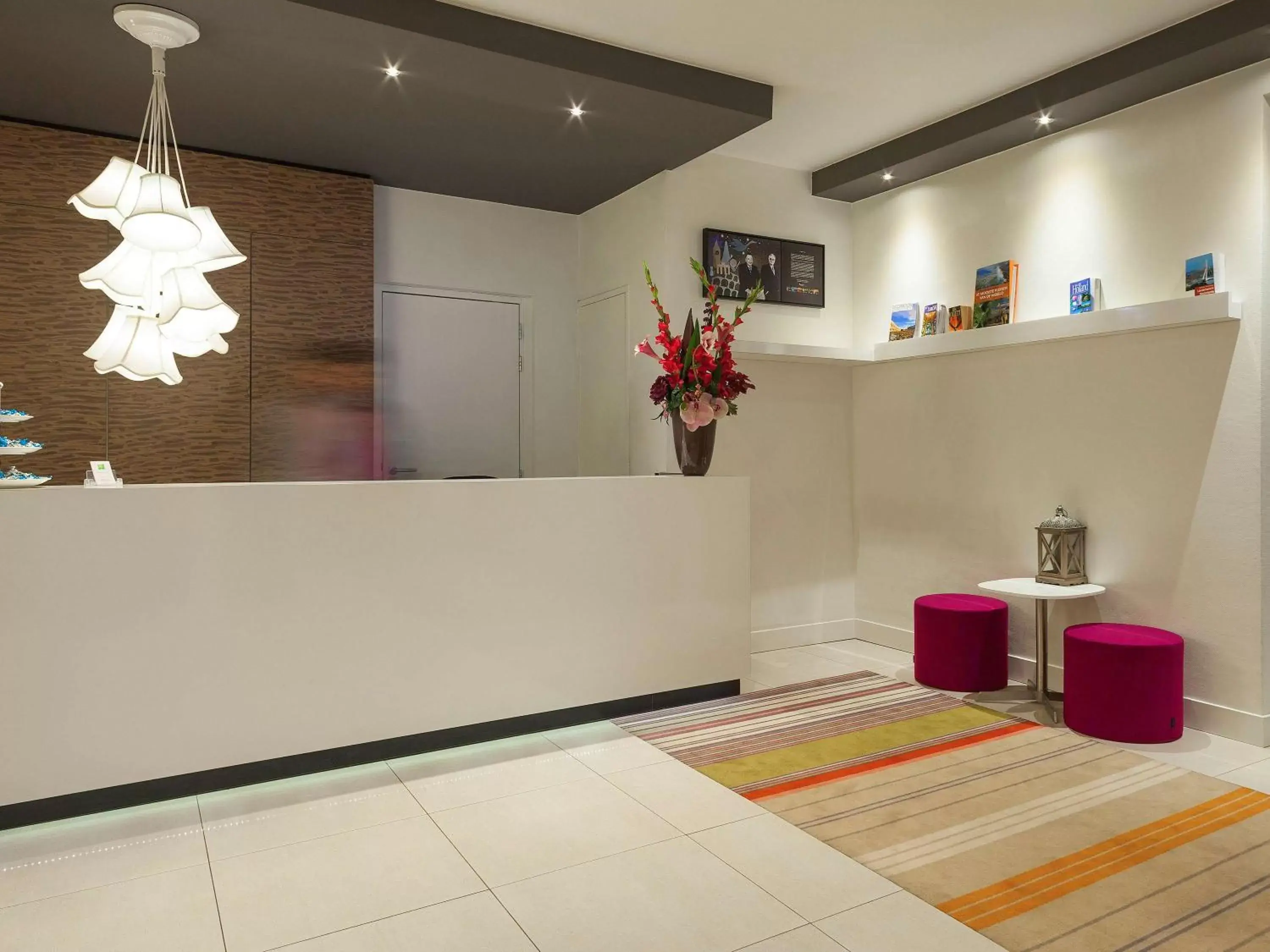 Property building, Lobby/Reception in ibis Styles Amsterdam Amstel