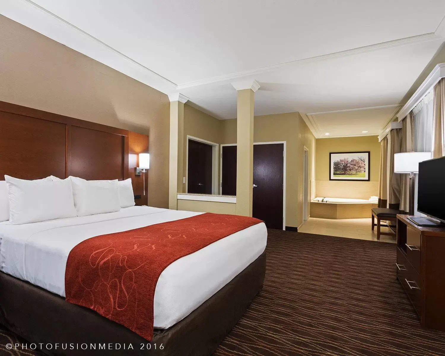 Photo of the whole room, Room Photo in Comfort Suites DuBois