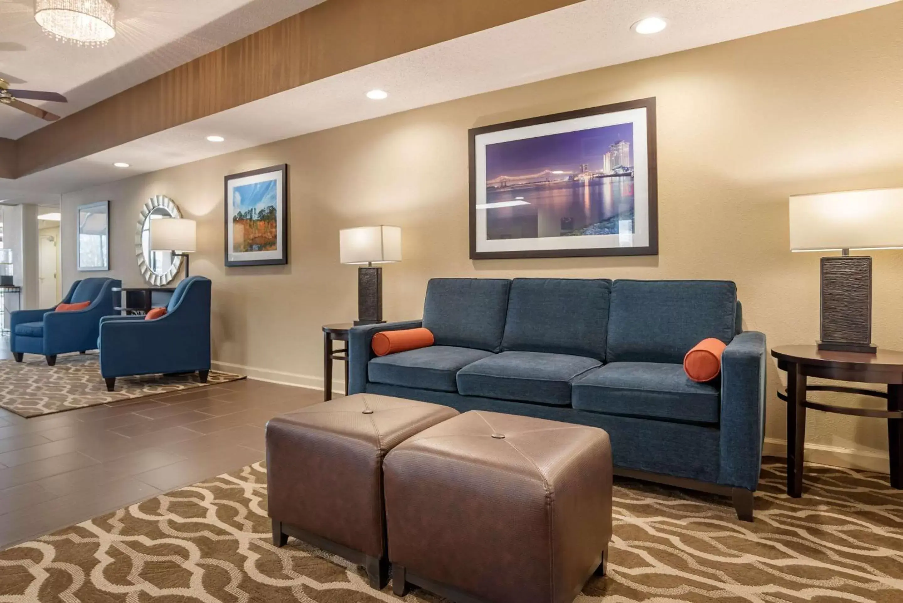 Lobby or reception, Seating Area in Comfort Inn Pearl