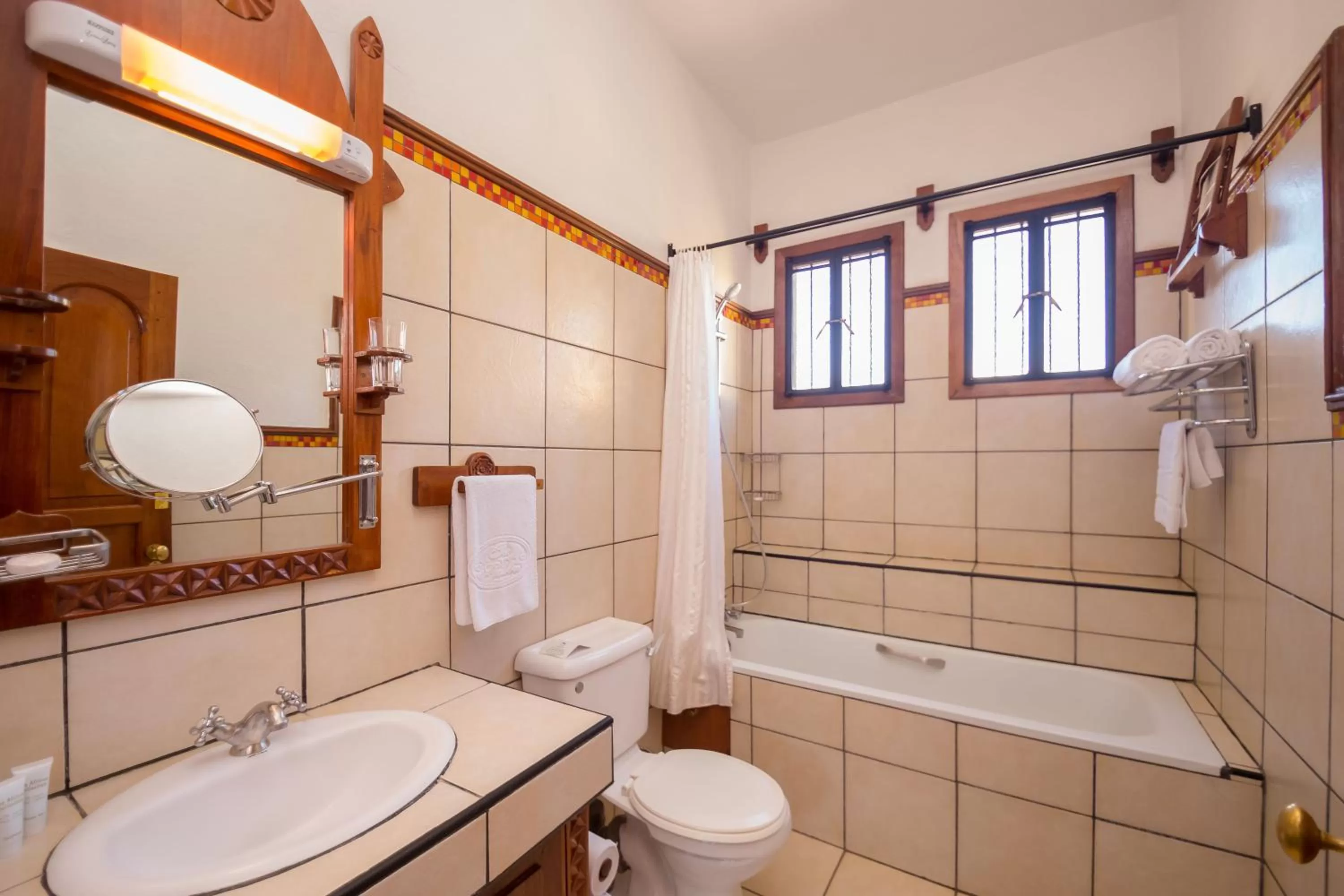 Bathroom in The King Post