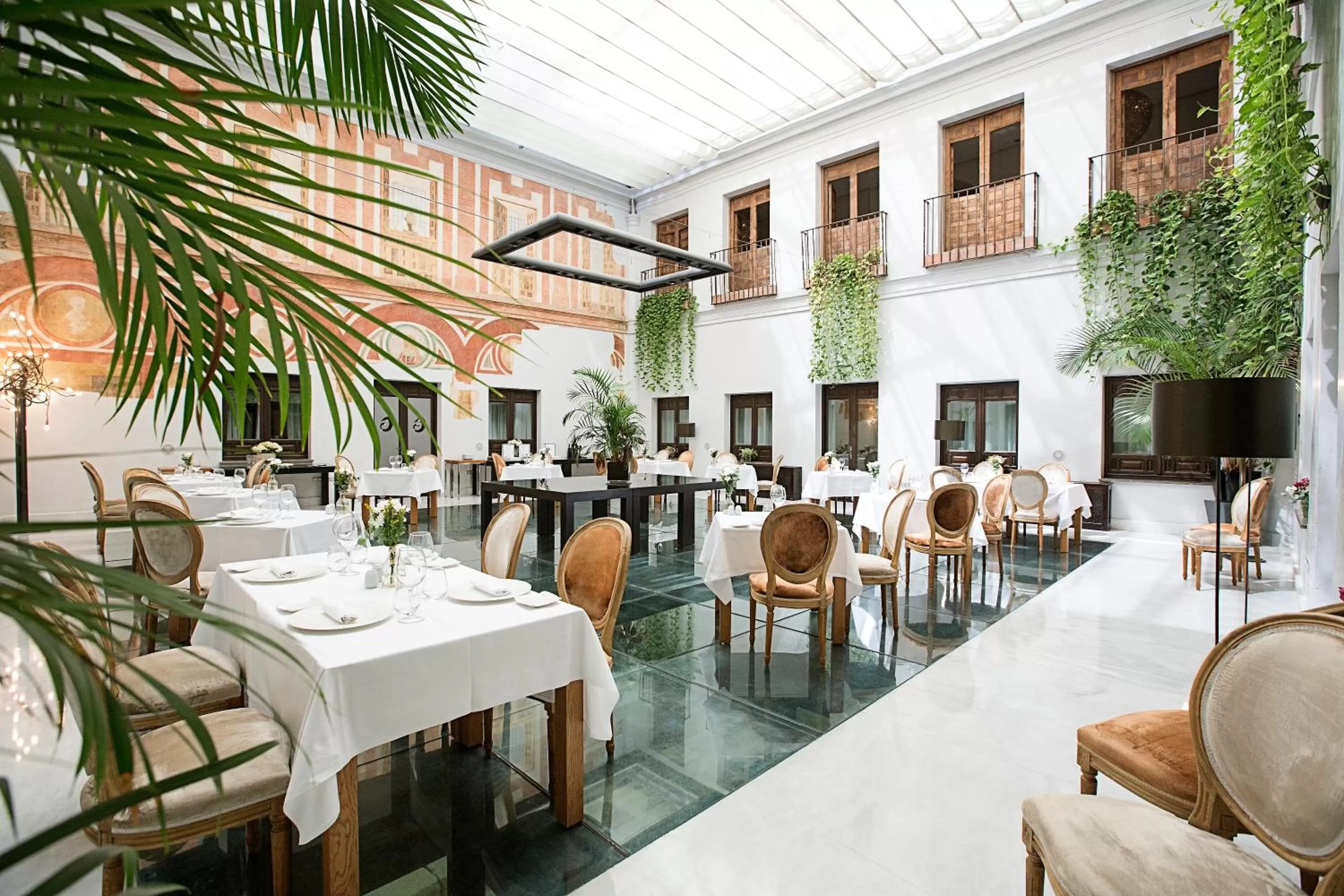 Lunch in Hospes Palacio del Bailio, a Member of Design Hotels