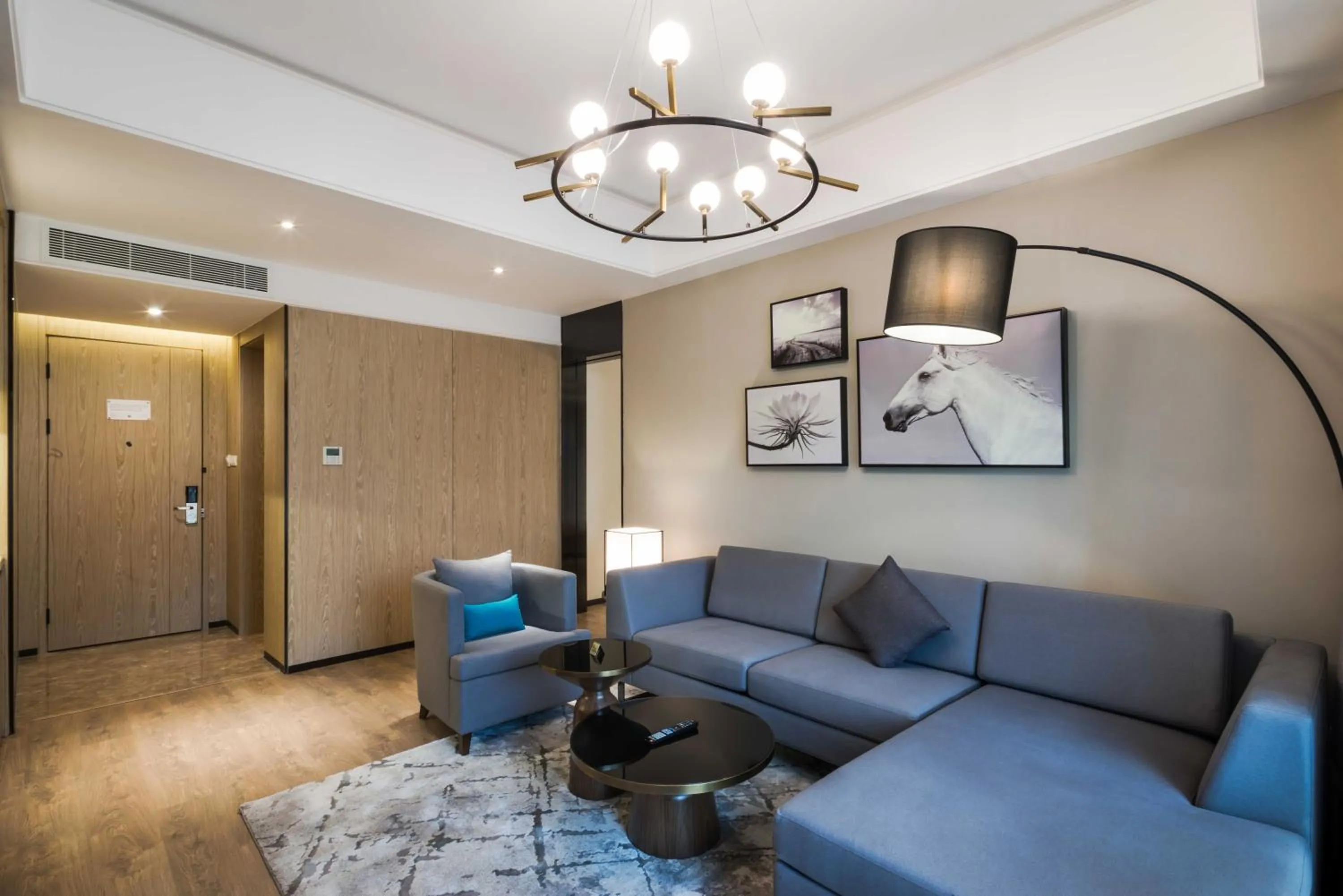 Seating area in Aber Al Takhassusi