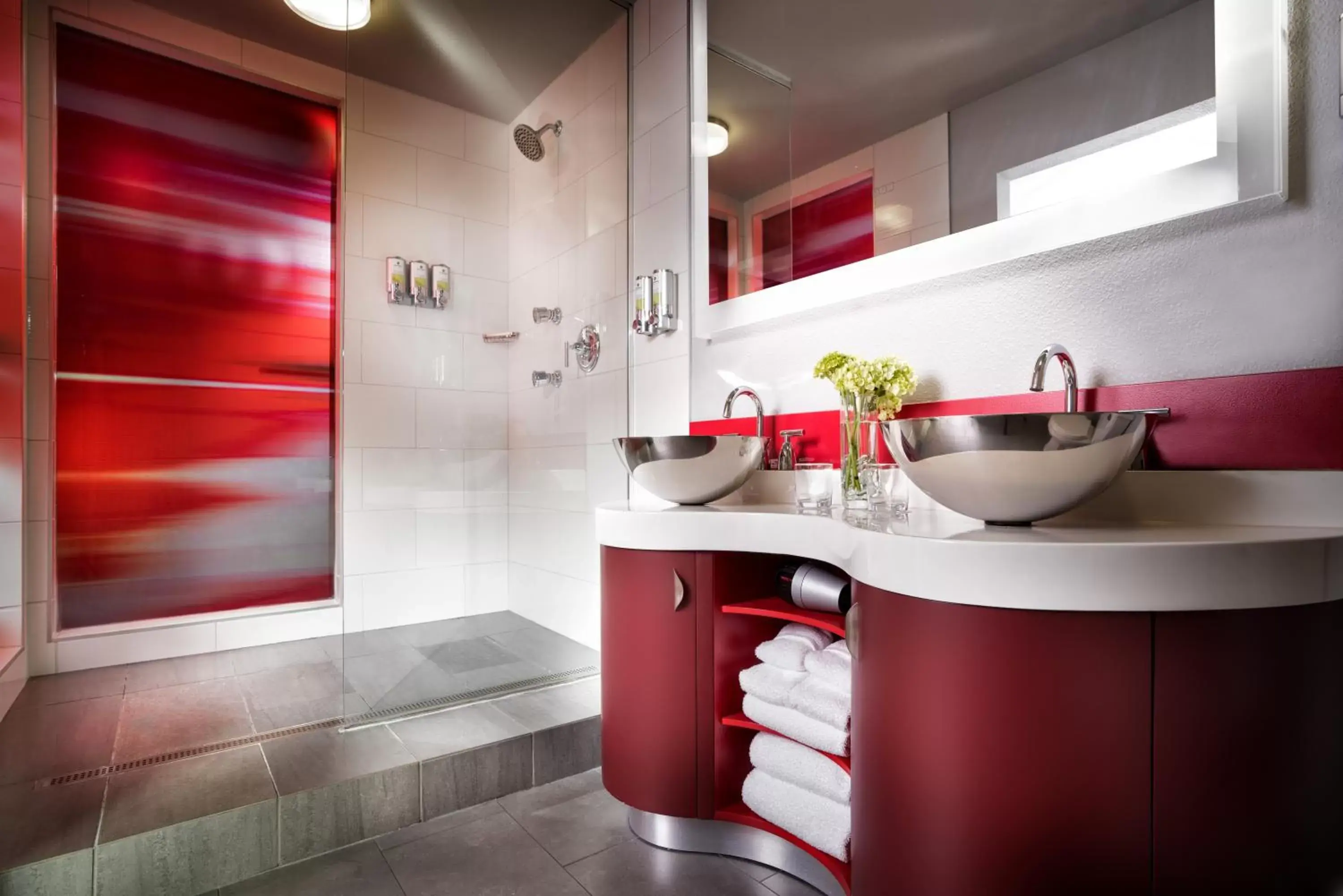 Shower, Bathroom in Staypineapple, Hotel FIVE, Downtown Seattle