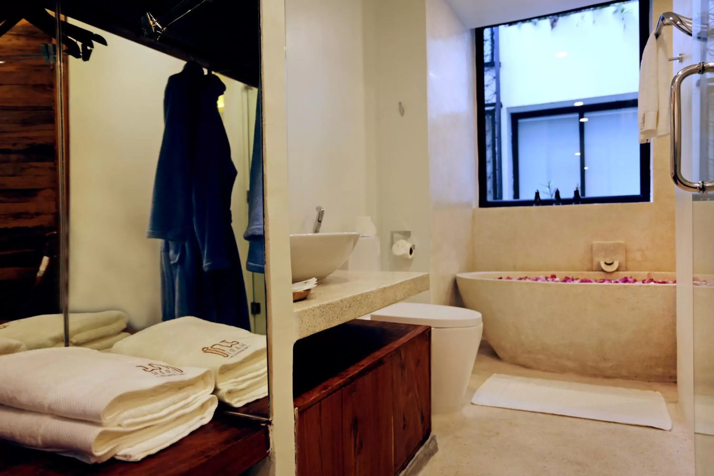 Bathroom in HARI Residence & Spa