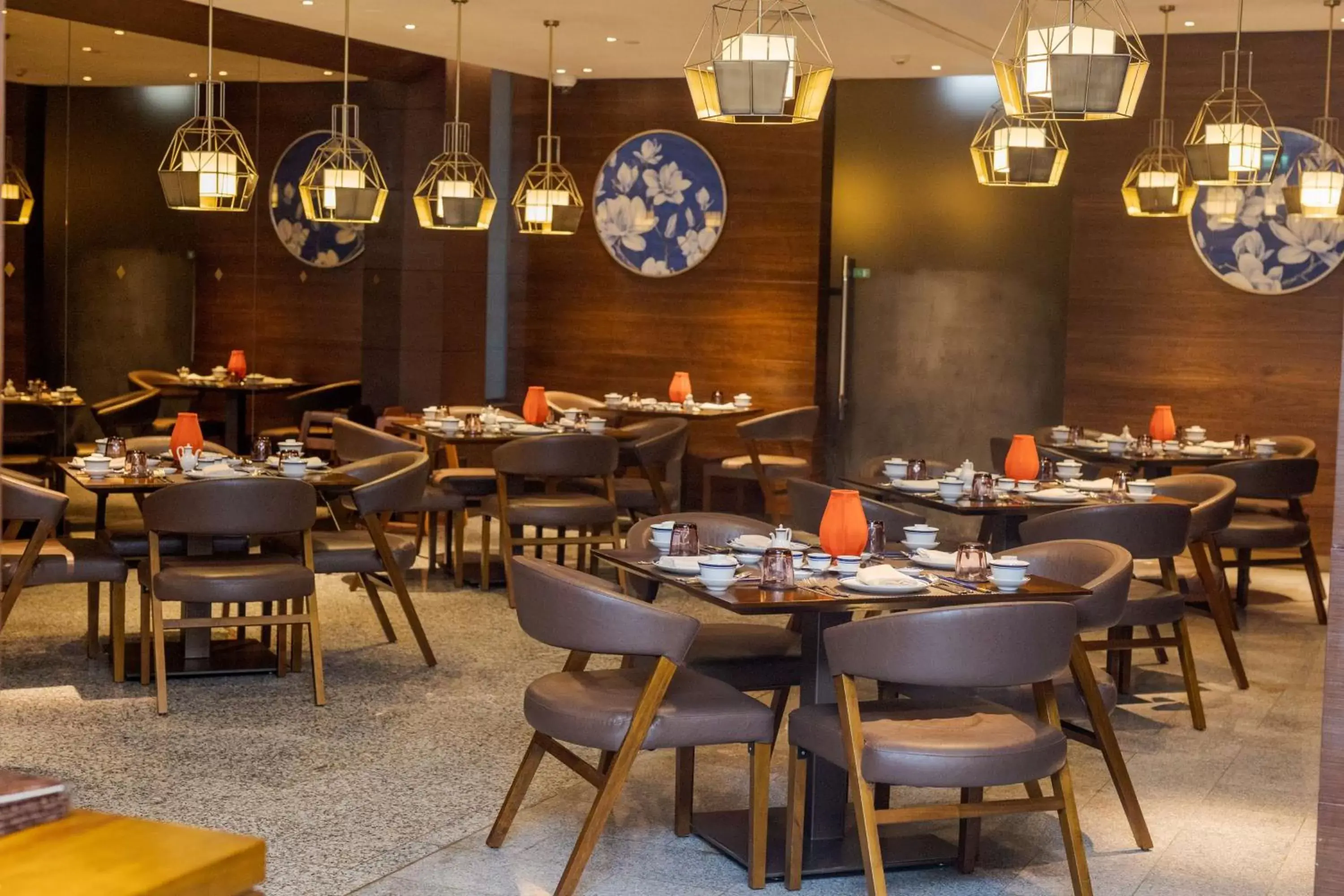 Restaurant/Places to Eat in Hilton Colombo Hotel
