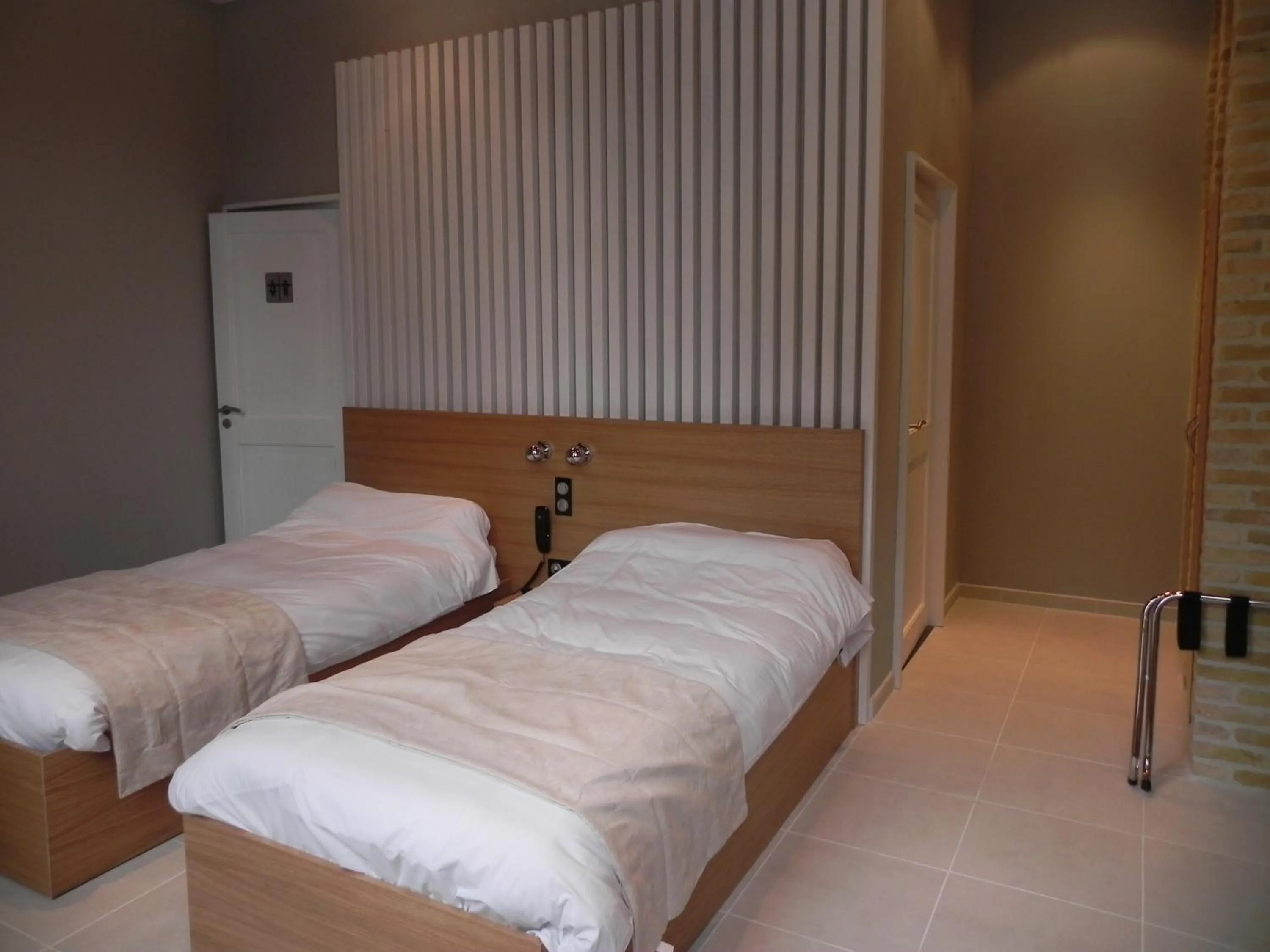 Comfort Twin Room in Hôtel - Restaurant Au Tonnelier