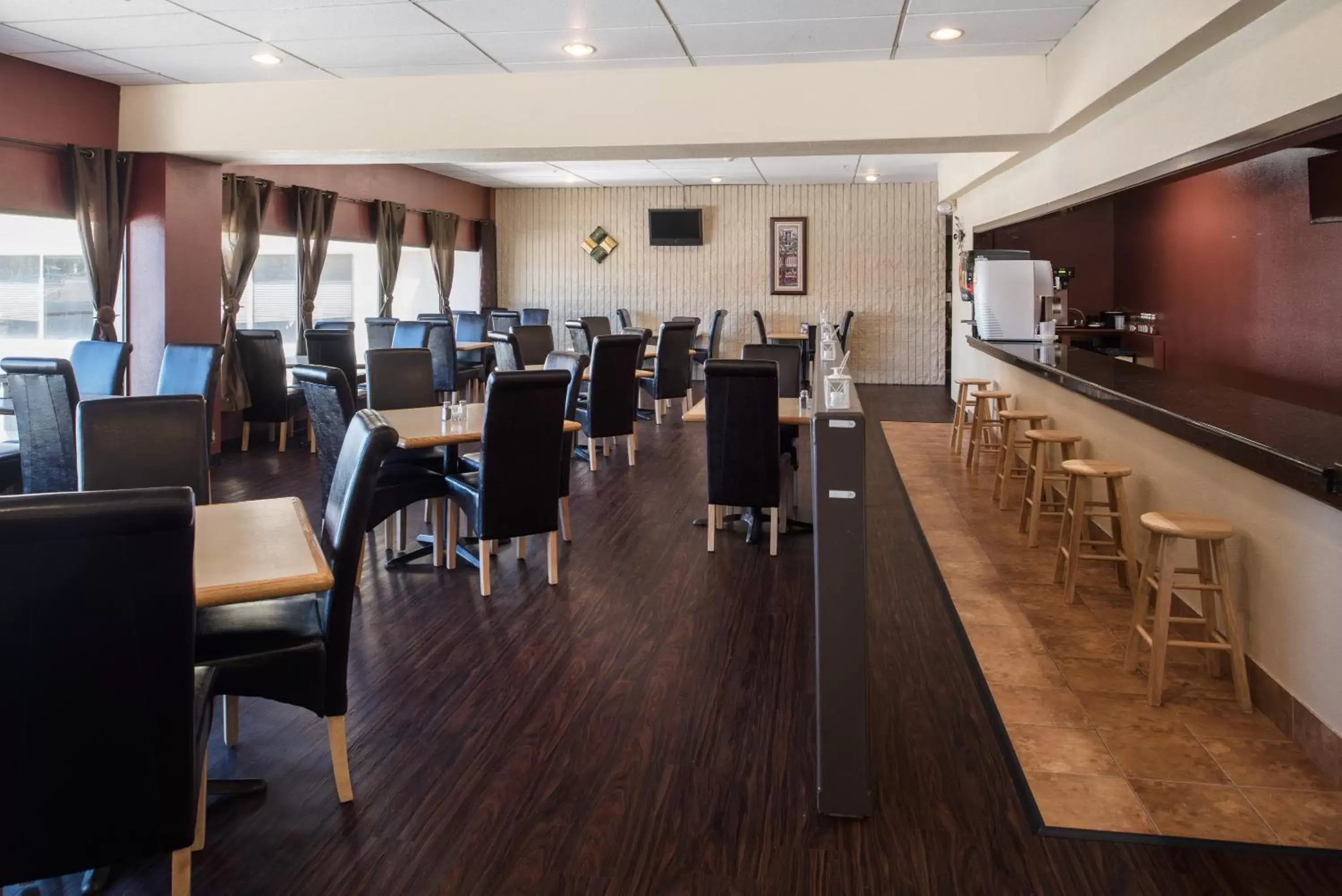 Continental breakfast in Ramada by Wyndham Downtown Spokane Continental breakfast in Ramada by Wyndham Downtown Spokane