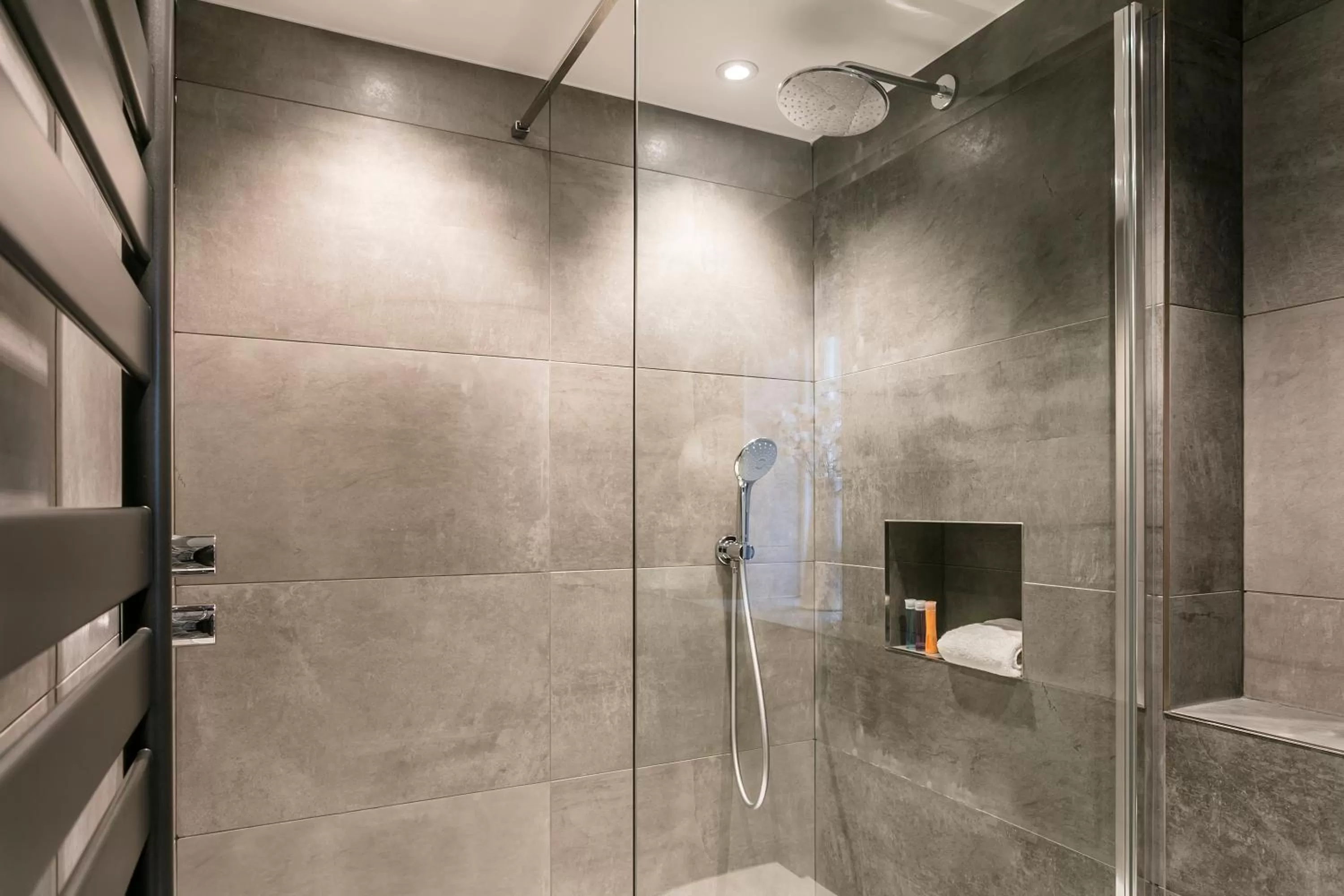 Bathroom in The Lodge @ Carus Green