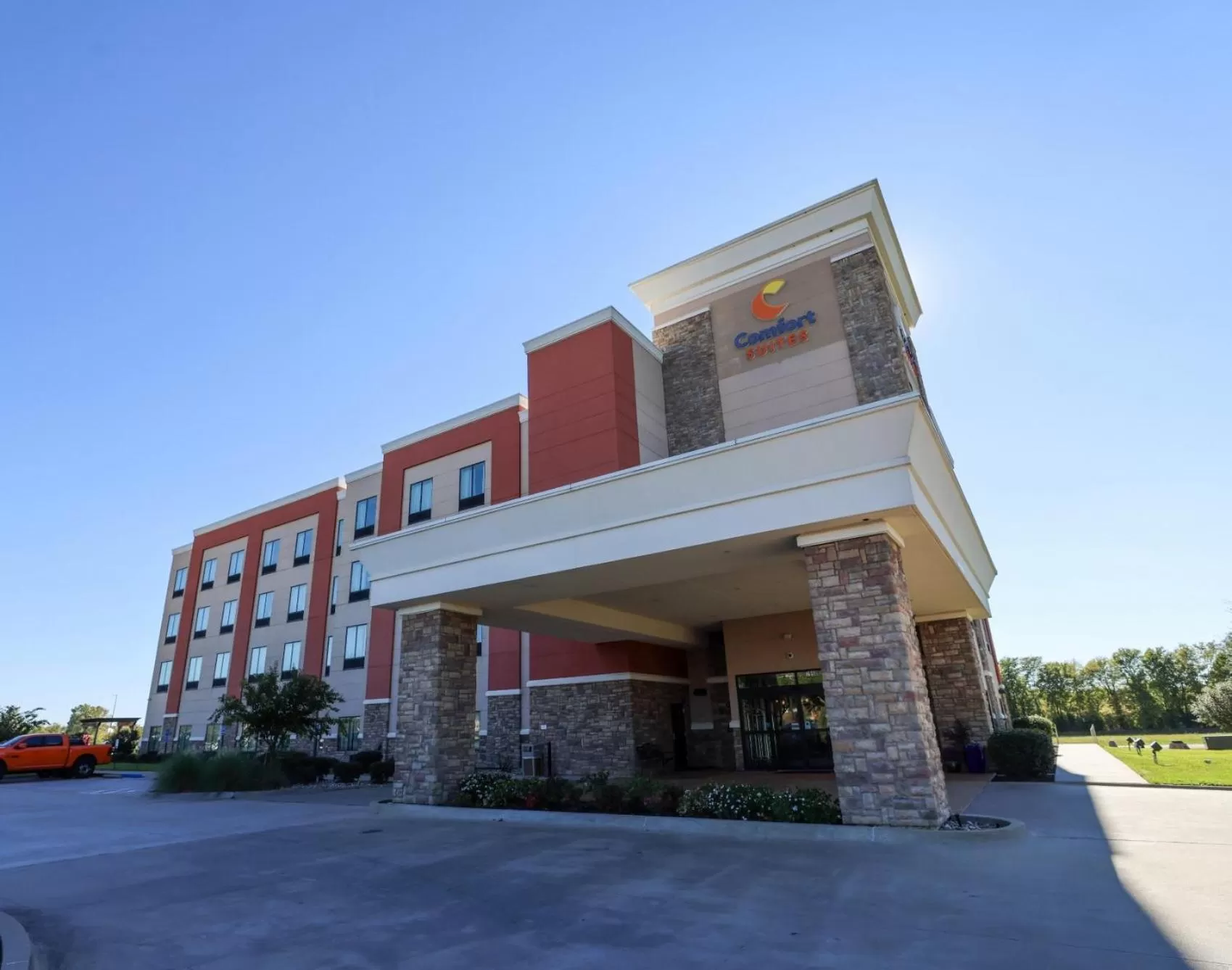 Property building in Comfort Suites Bossier City - Shreveport East