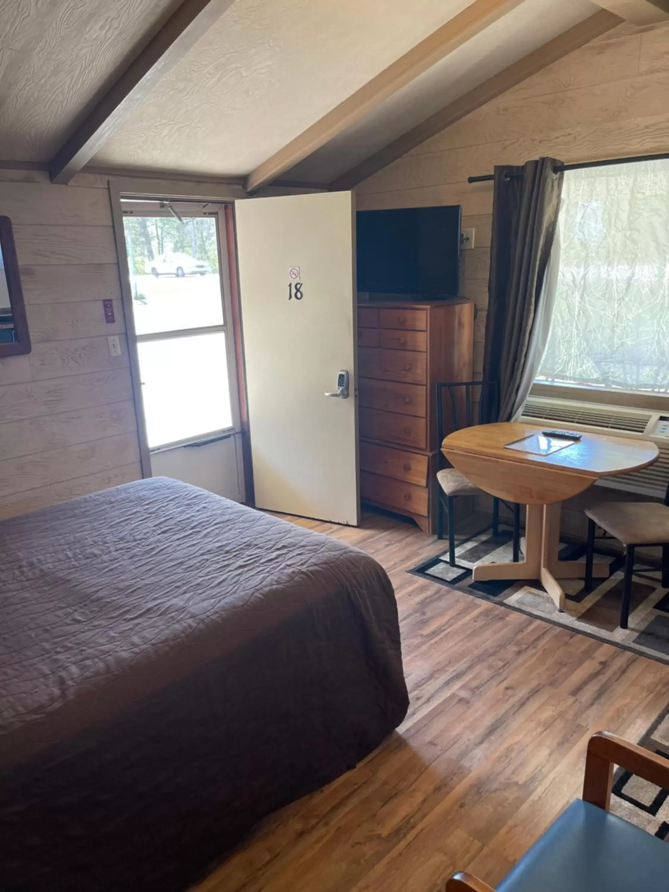 Woodland Motor Lodge