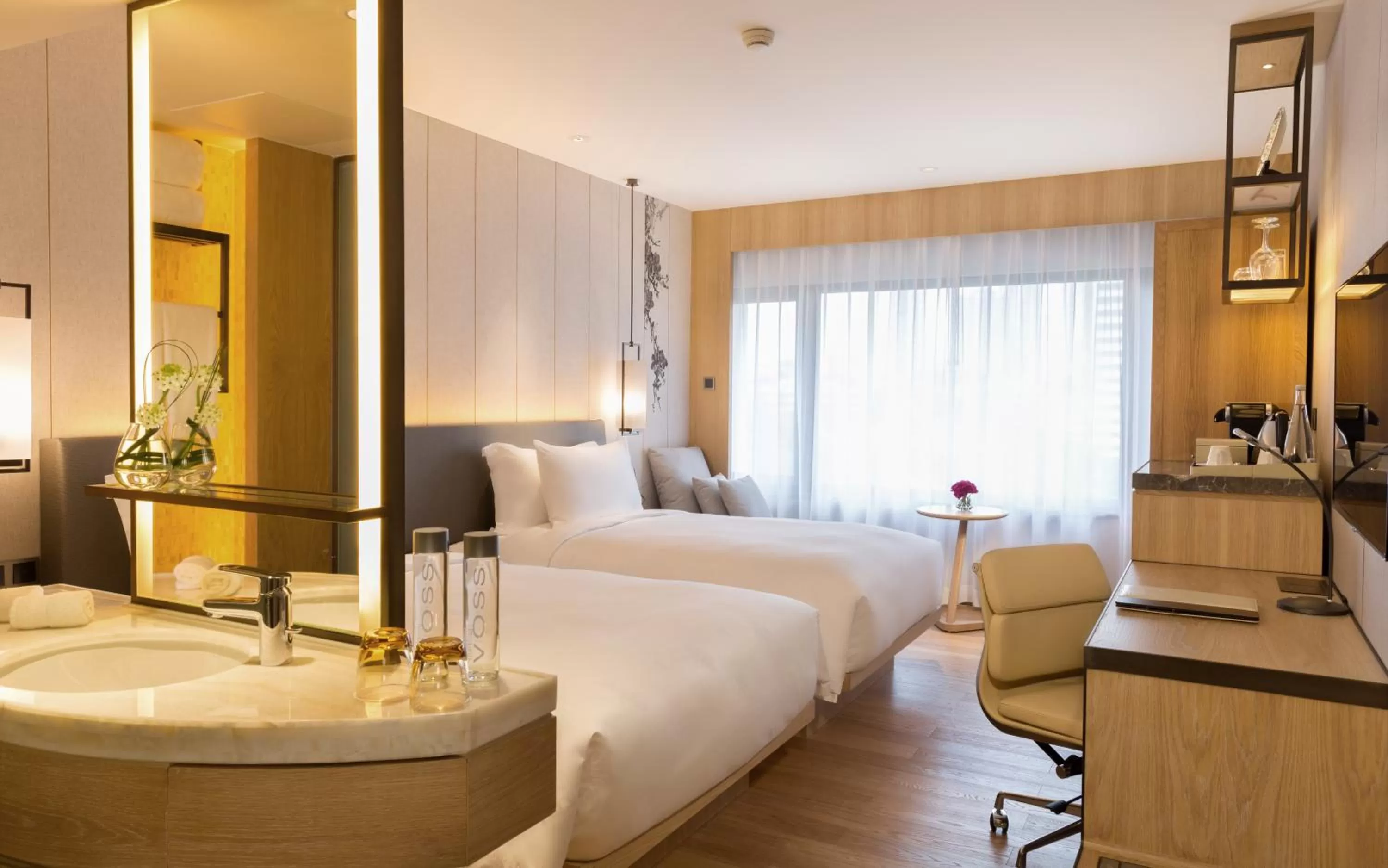 Photo of the whole room, Bed in The Garden Hotel Guangzhou