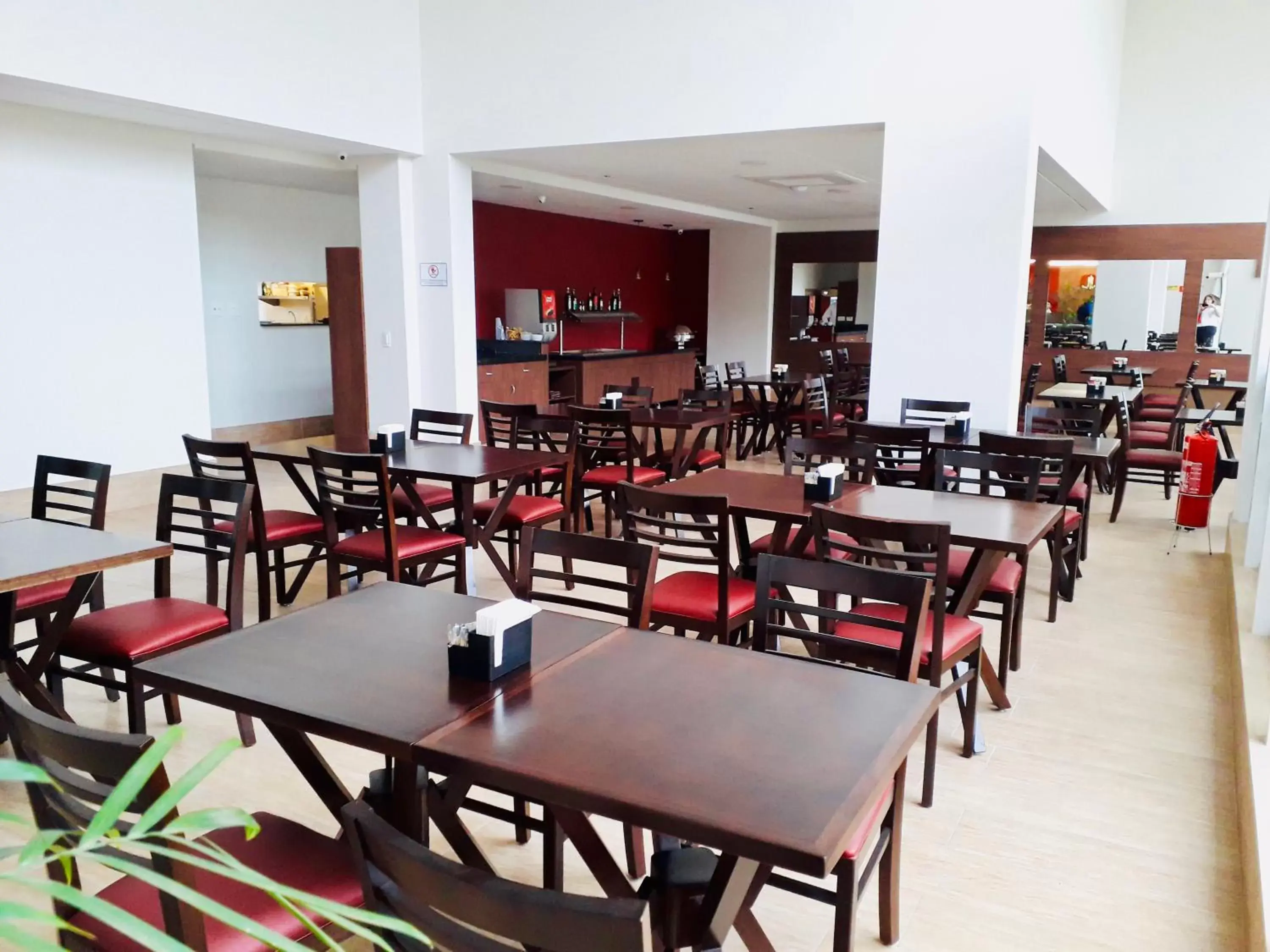 Restaurant/places to eat in Lummina Mogi Restaurant/places to eat in Lummina Mogi