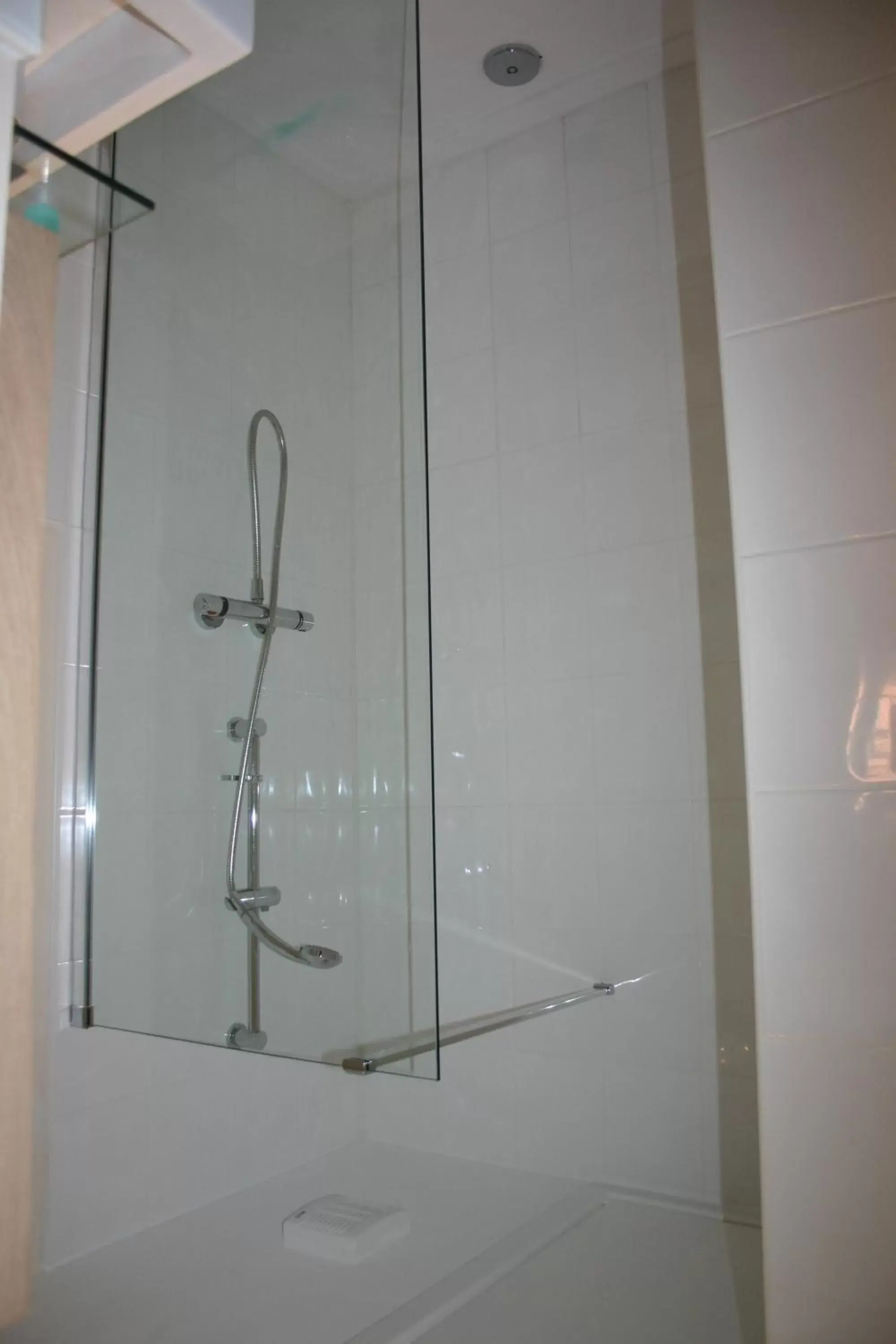 Shower, Bathroom in The Vaults