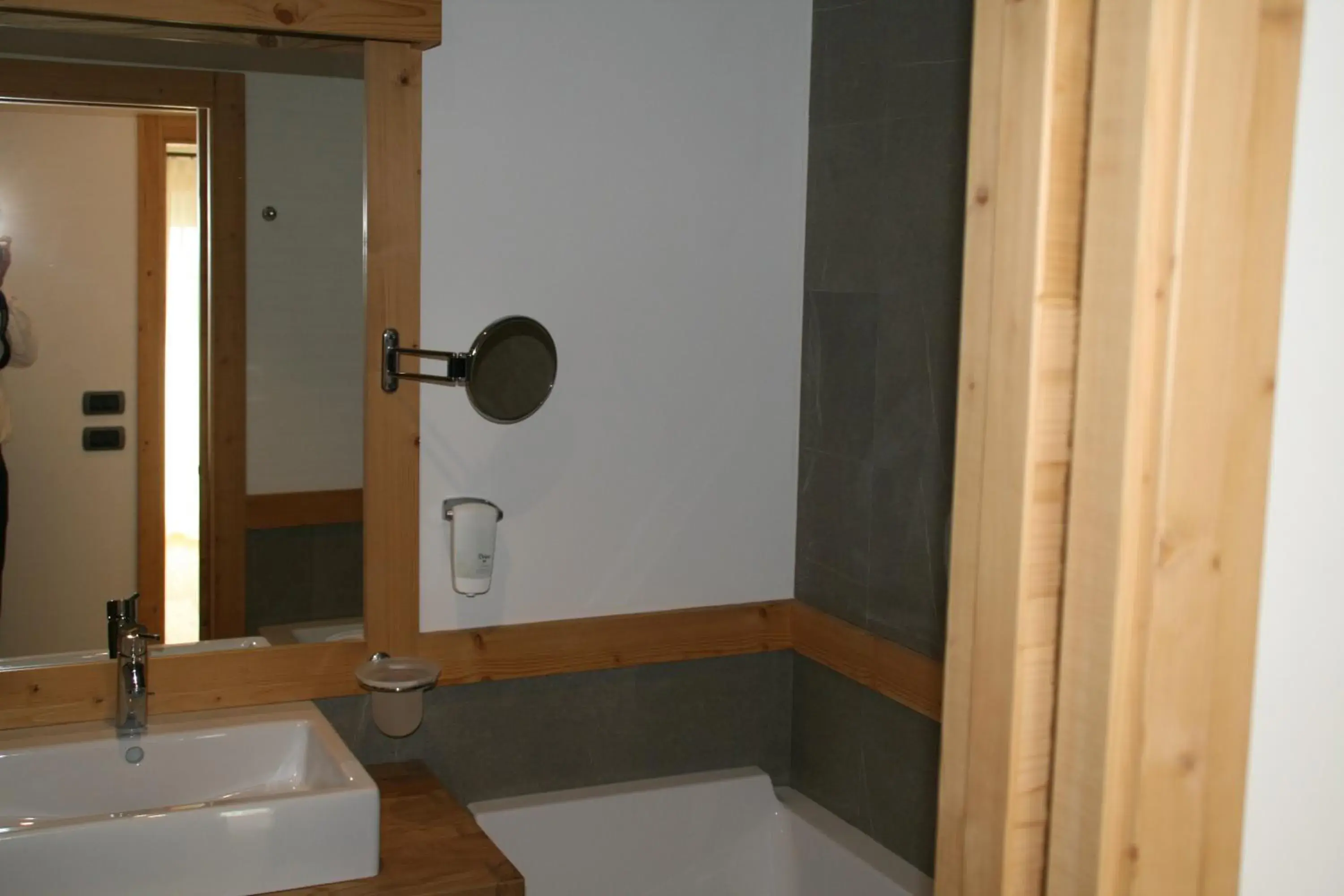 Shower, Bathroom in Pineta Nature Resort - Wellness & SPA