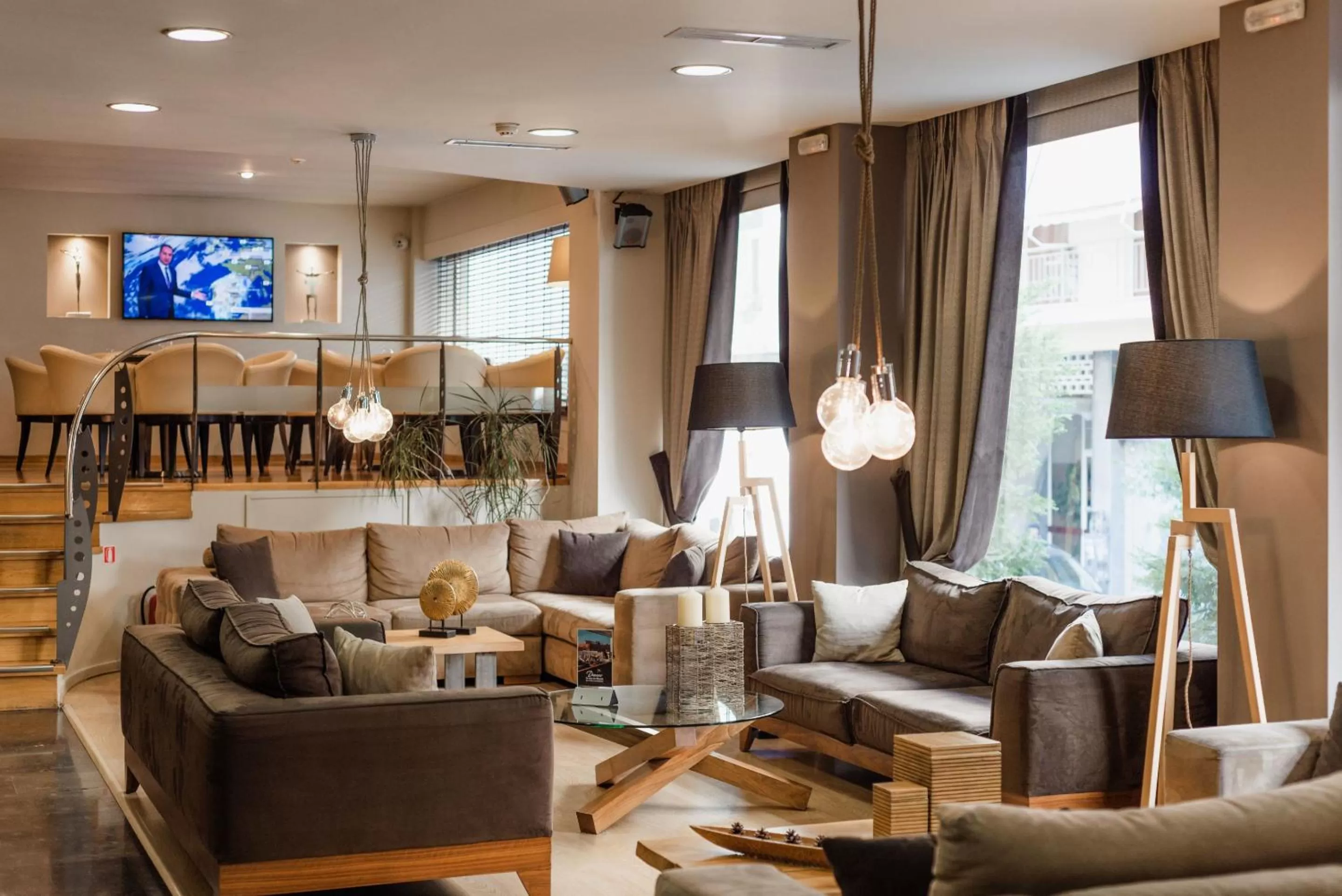 TV and multimedia in Acropolis Select