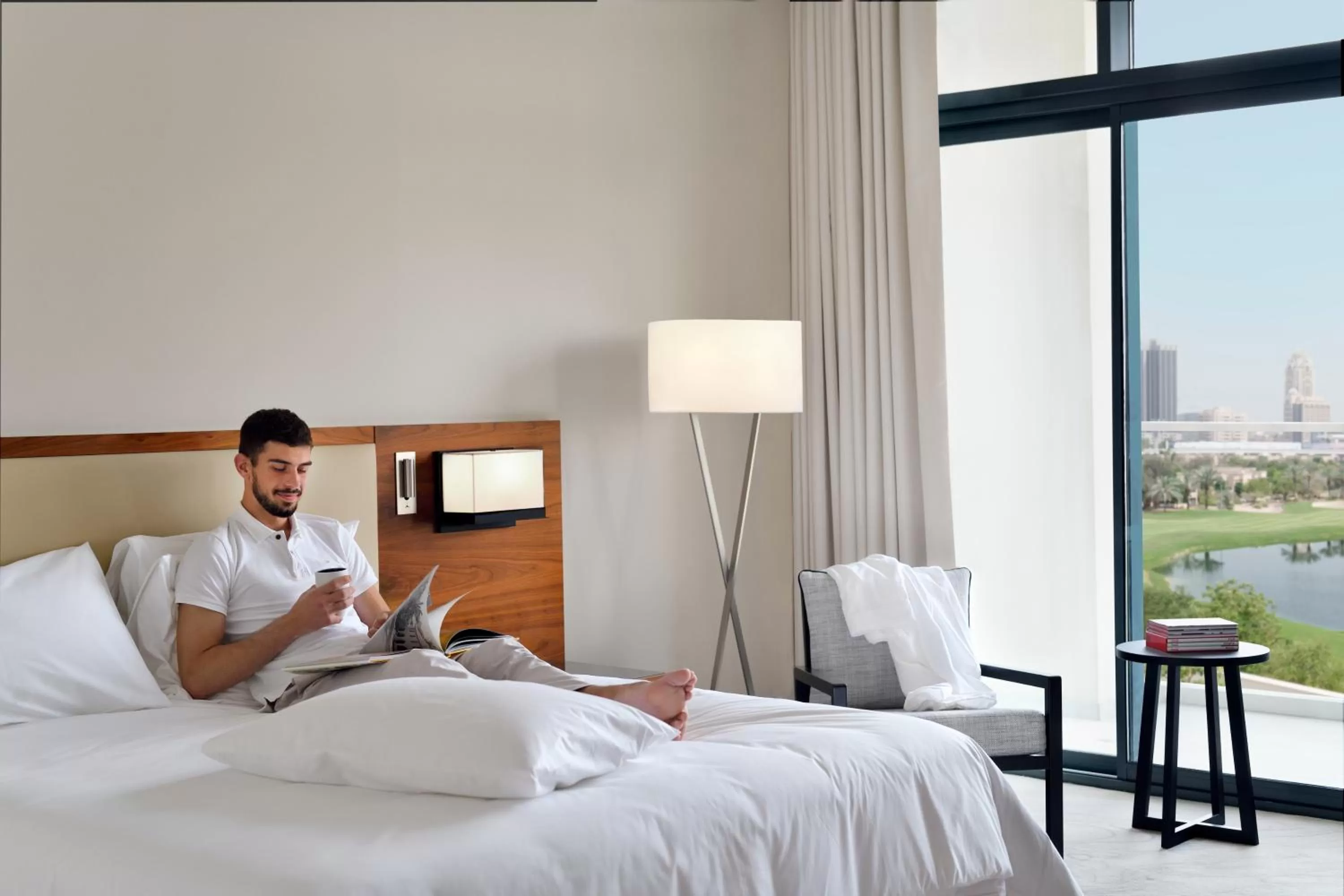 Bedroom, Bed in Vida Emirates Hills