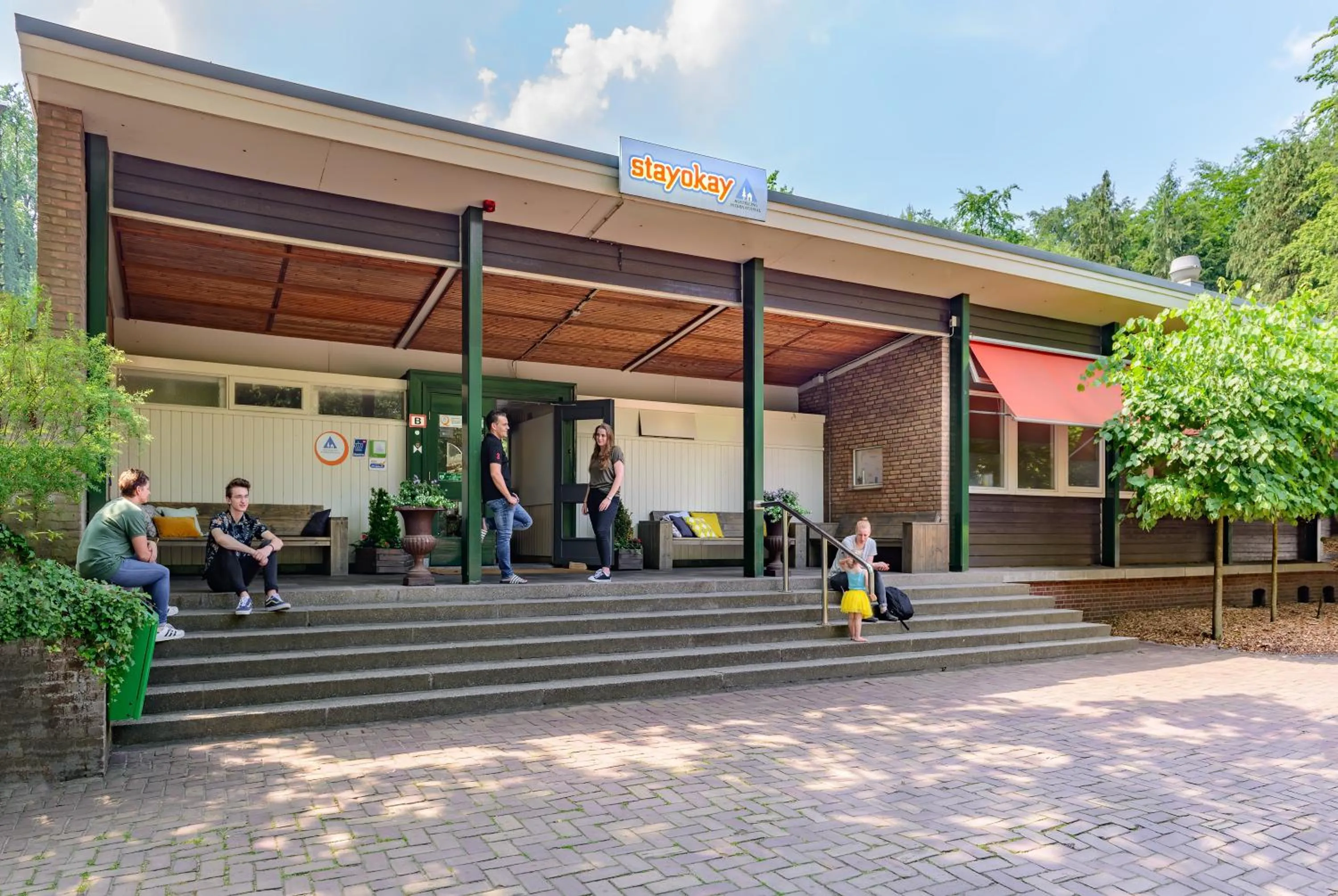 Facade/entrance in Stayokay Hostel Apeldoorn