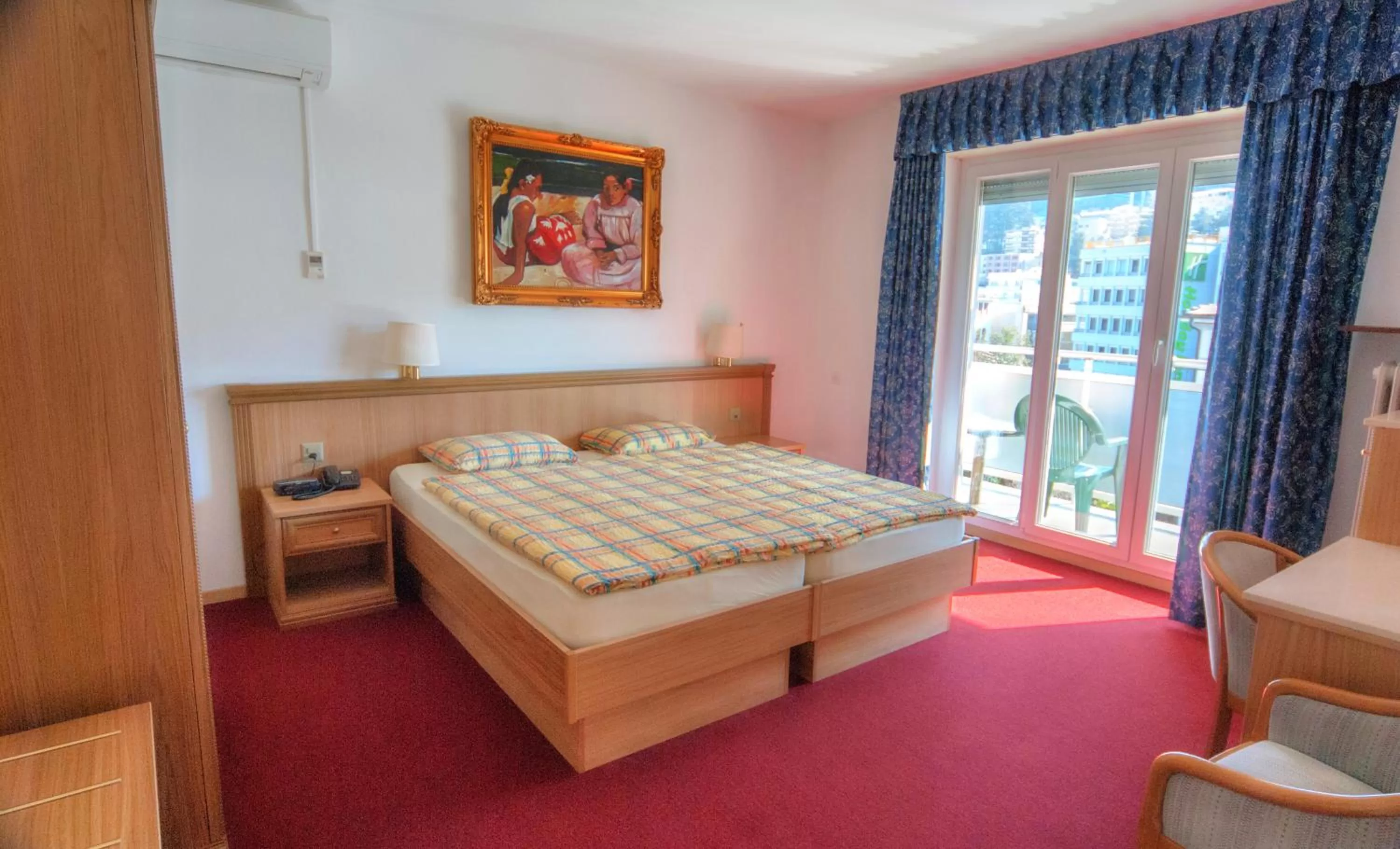 Photo of the whole room, Bed in Hotel Dischma - FREE BUS AND TRAIN TICKET