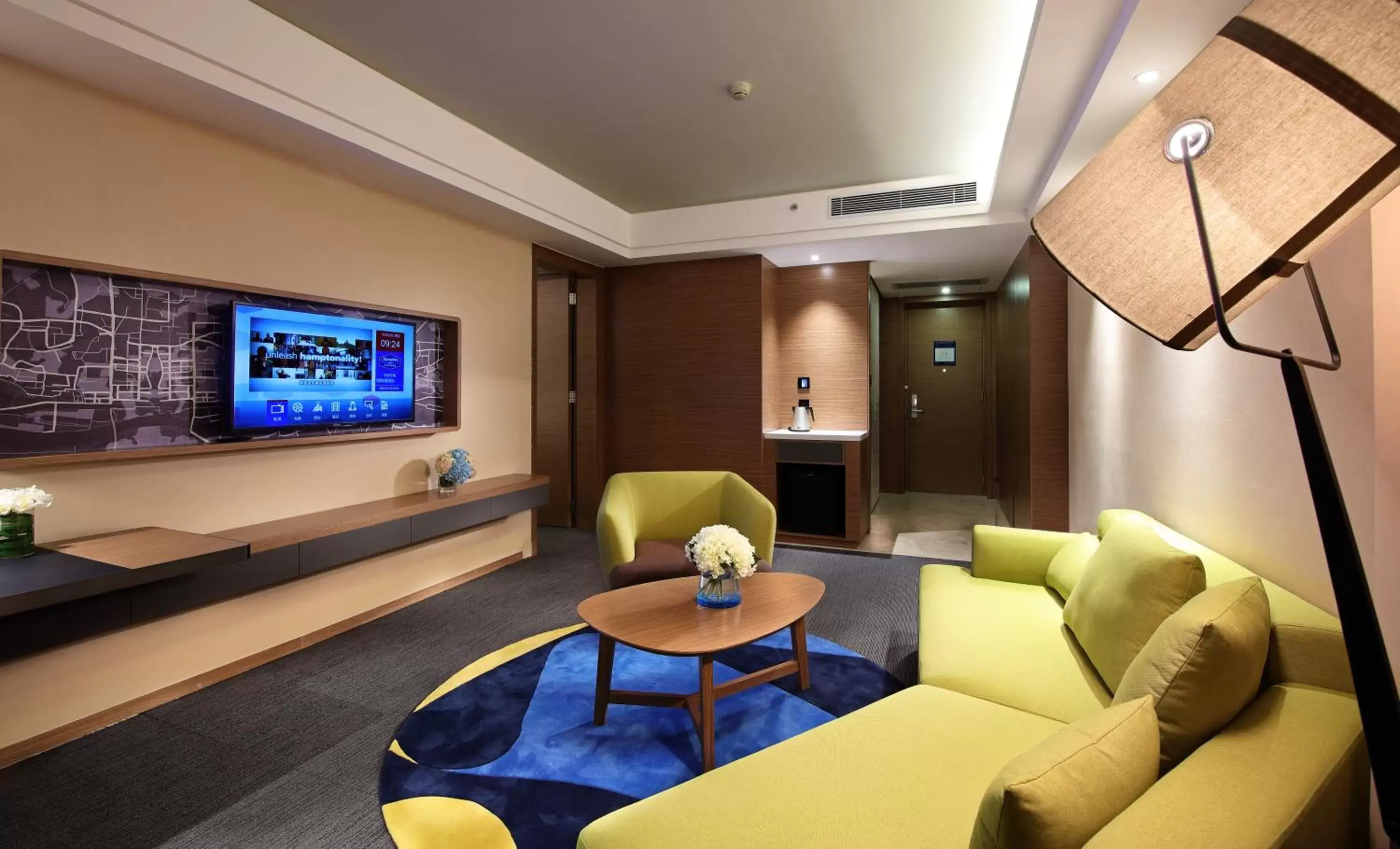 Living room, Seating Area in Hampton by Hilton Guangzhou Zhujiang New Town