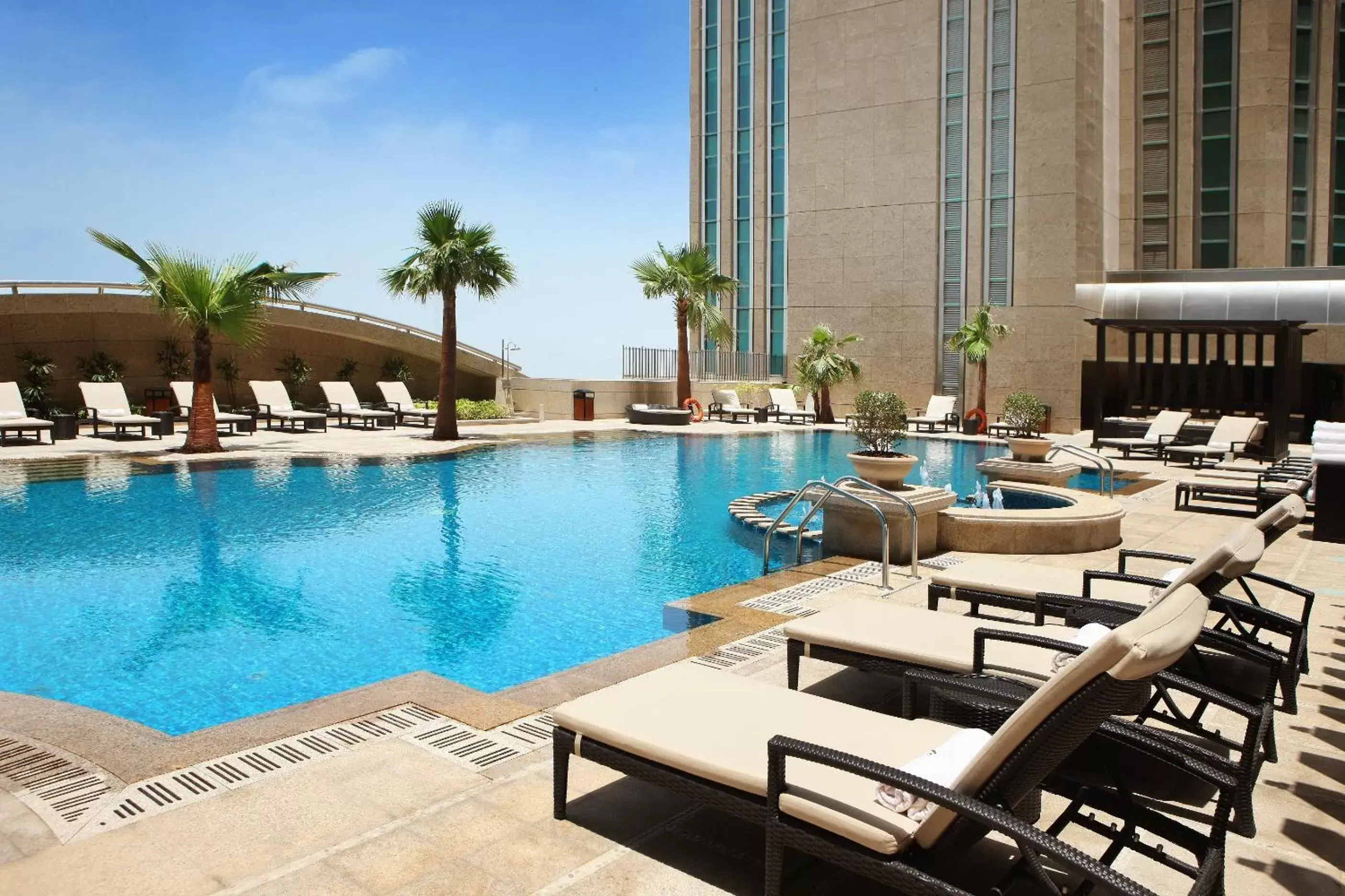 Swimming pool in Sofitel Abu Dhabi Corniche Swimming pool in Sofitel Abu Dhabi Corniche