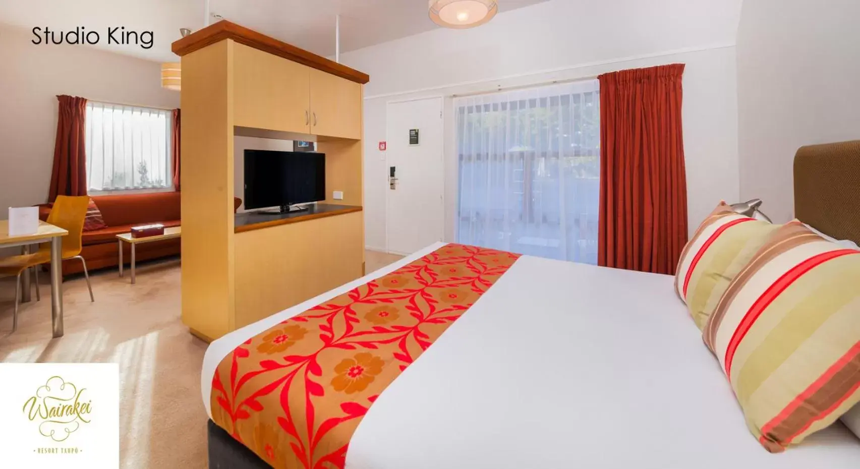 Bed in Wairakei Resort Taupo