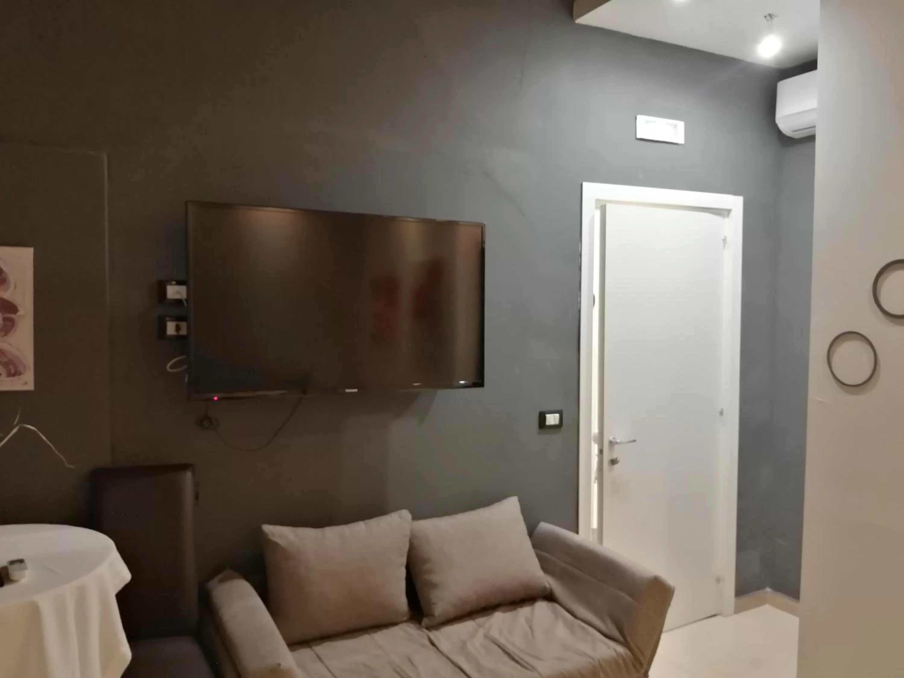 TV/Entertainment Center in Golden Rooms