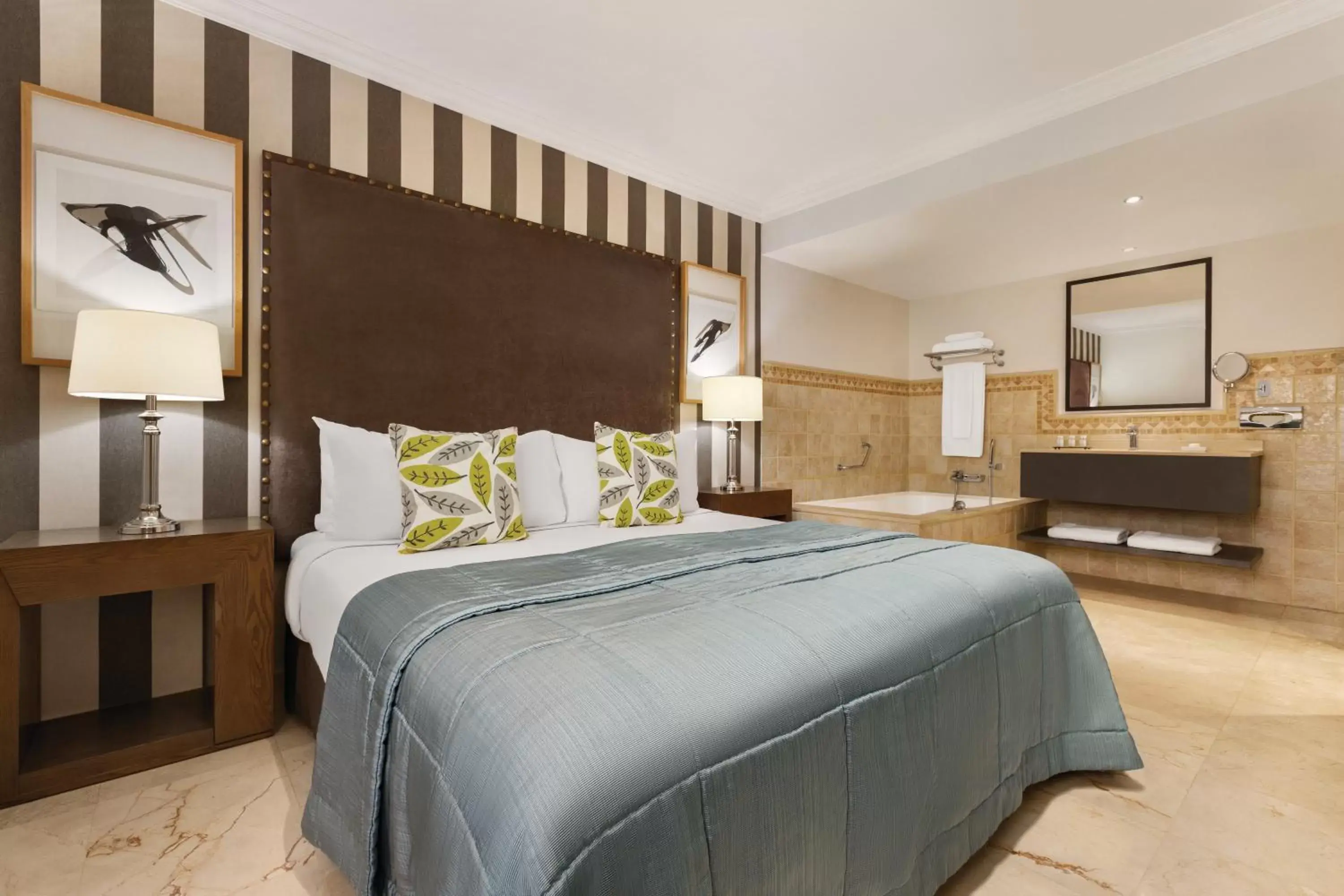 Bedroom, Bed in Wyndham Residences Costa Adeje