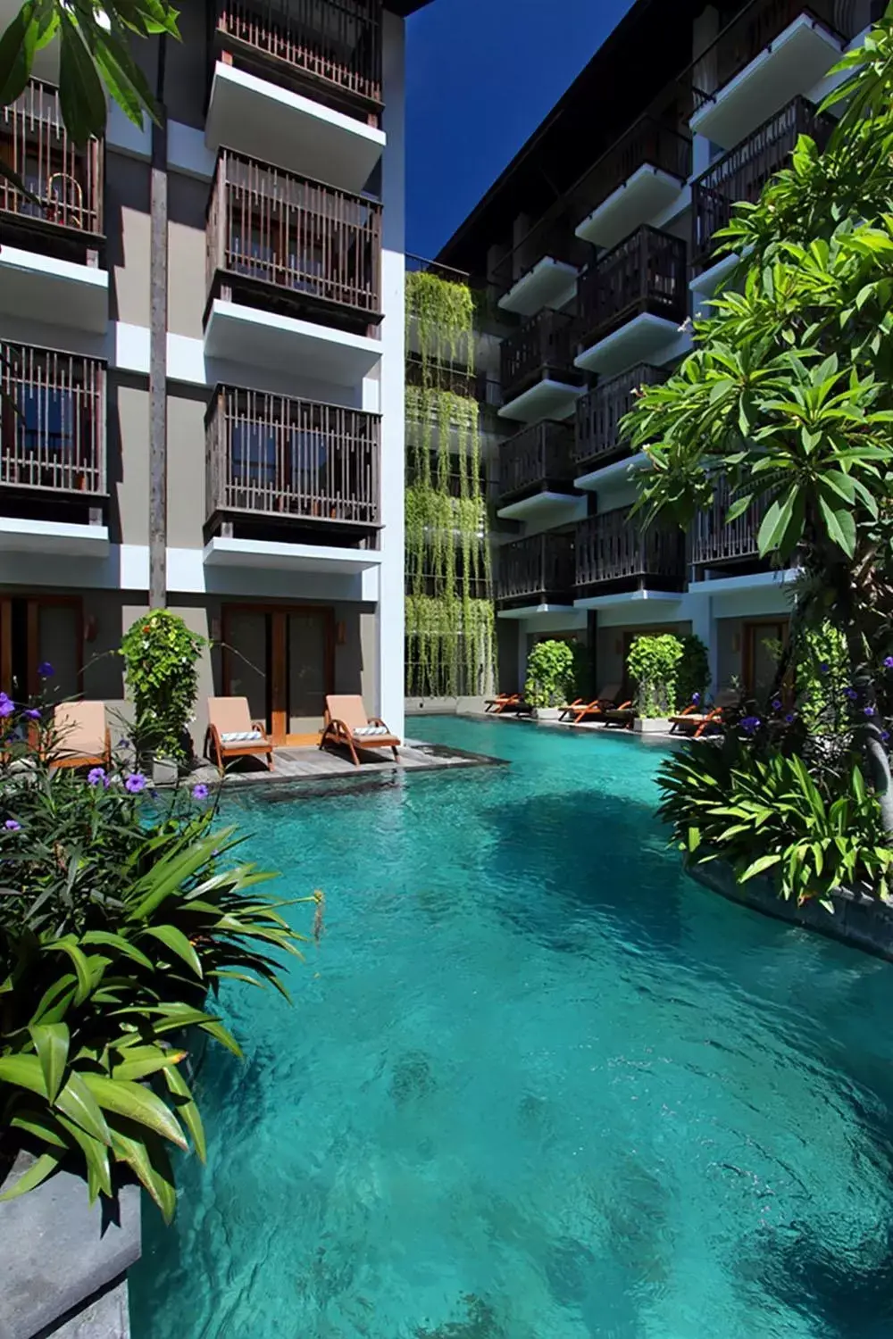 Swimming Pool in THE 1O1 Bali Oasis Sanur