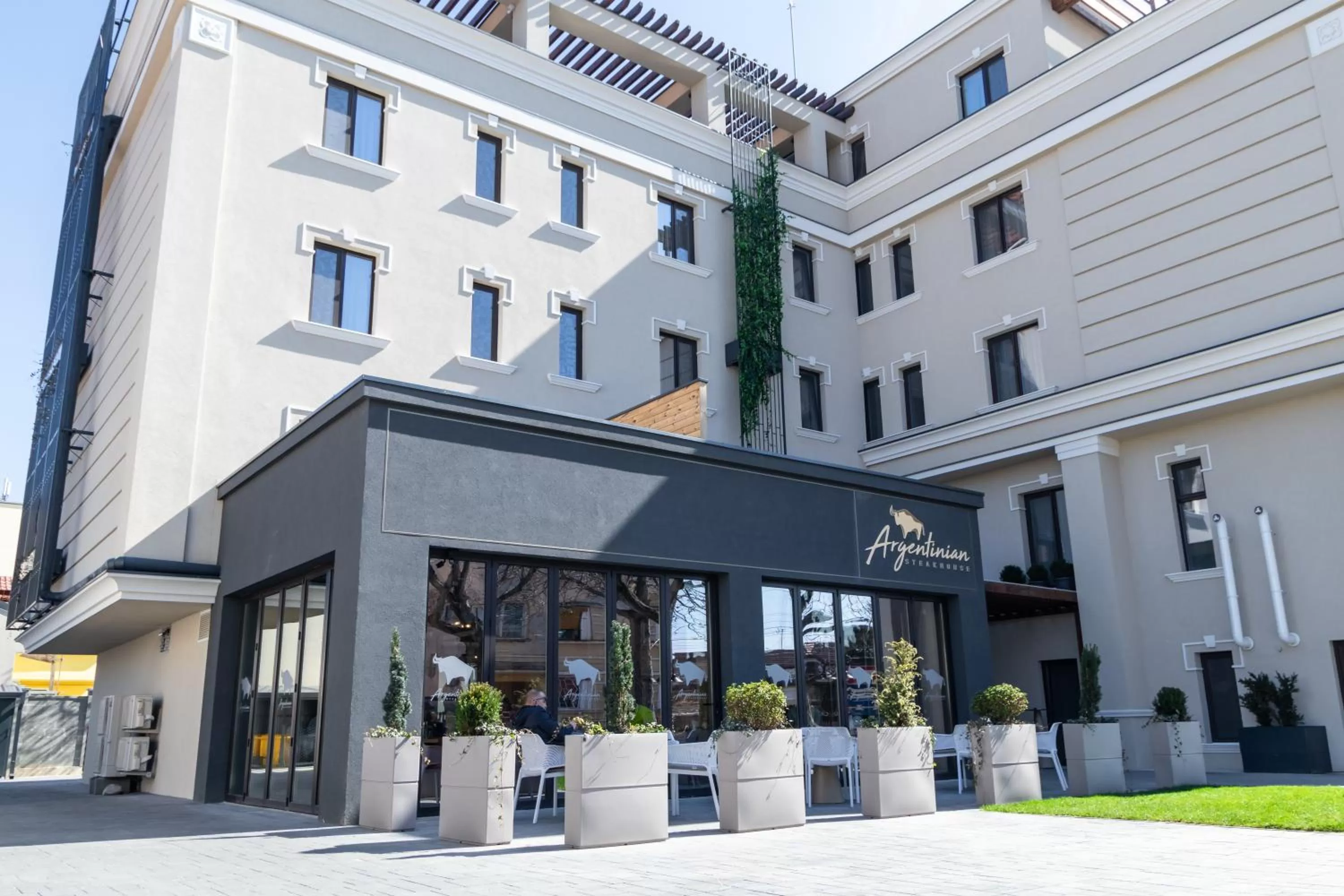 Restaurant/places to eat in Hotel Del Corso