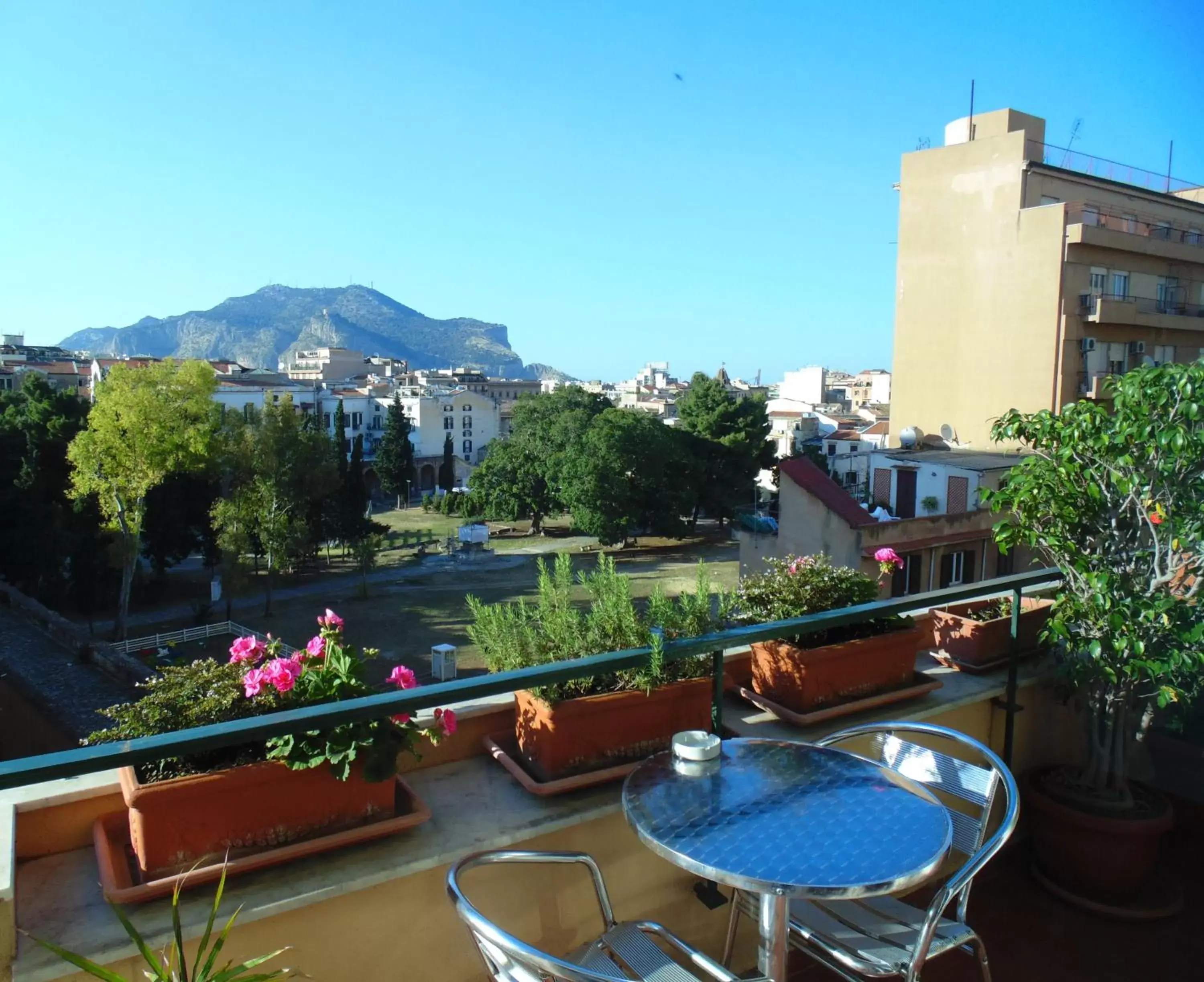 Balcony/Terrace, Pool View in Kemonia