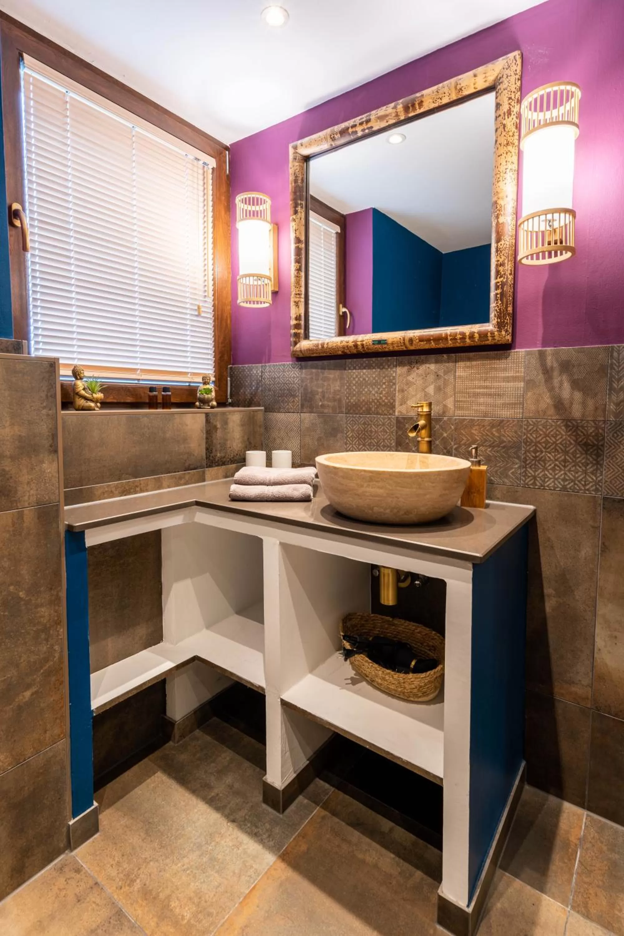 Bathroom in Hotel Luina Beach