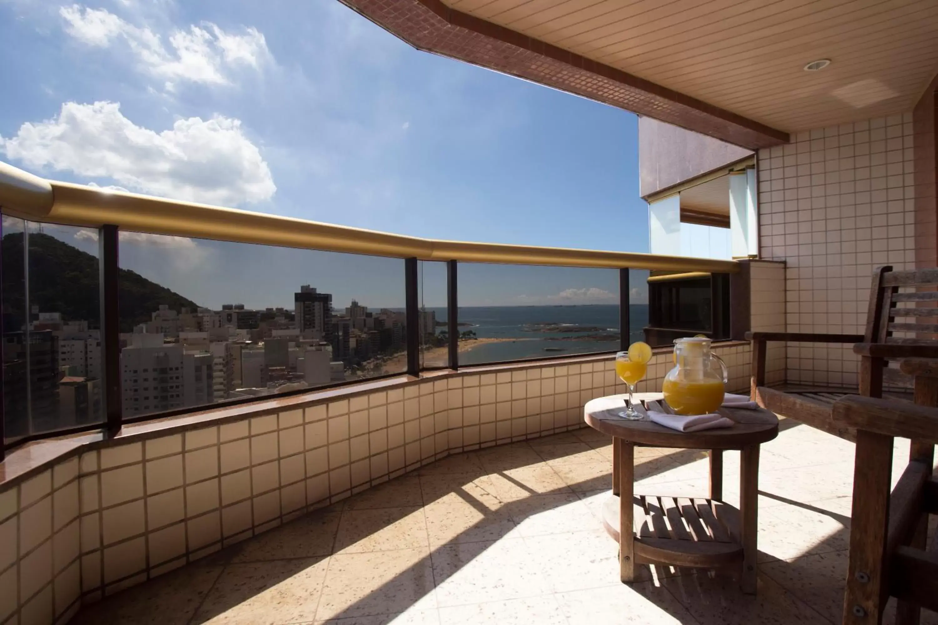 Balcony/Terrace in Quality Suites Vila Velha