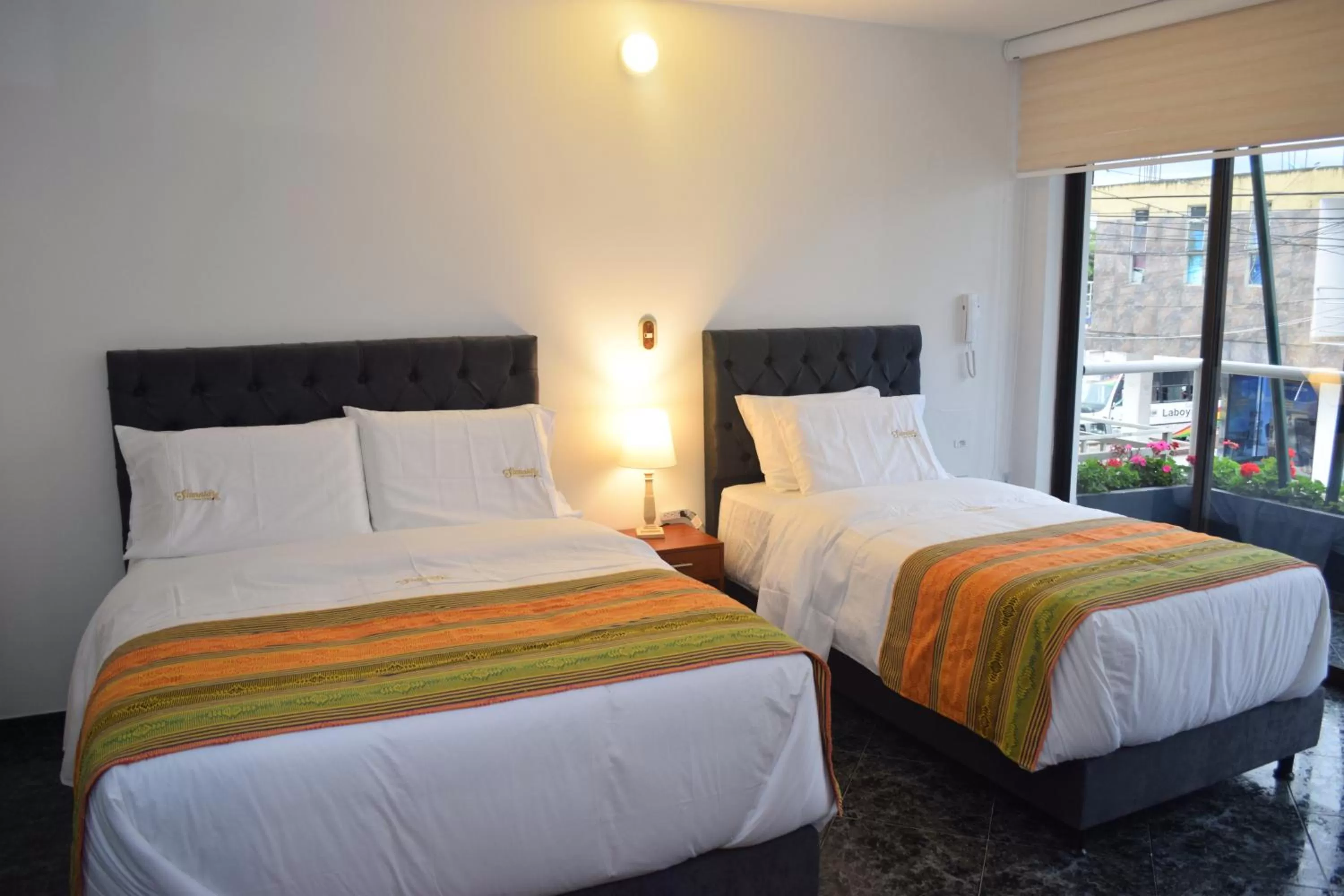 Photo of the whole room, Bed in Samalá Casa Hotel