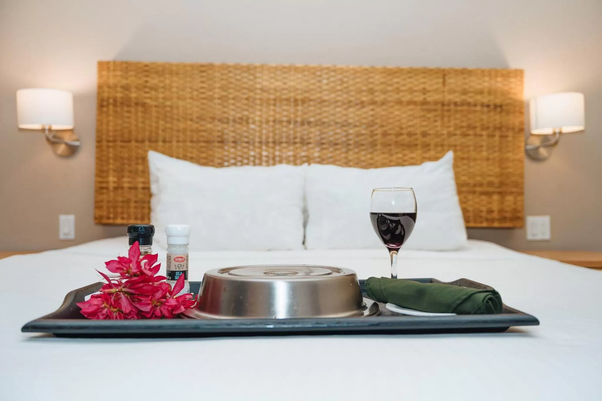 Bed in Jacana Amazon Wellness Resort