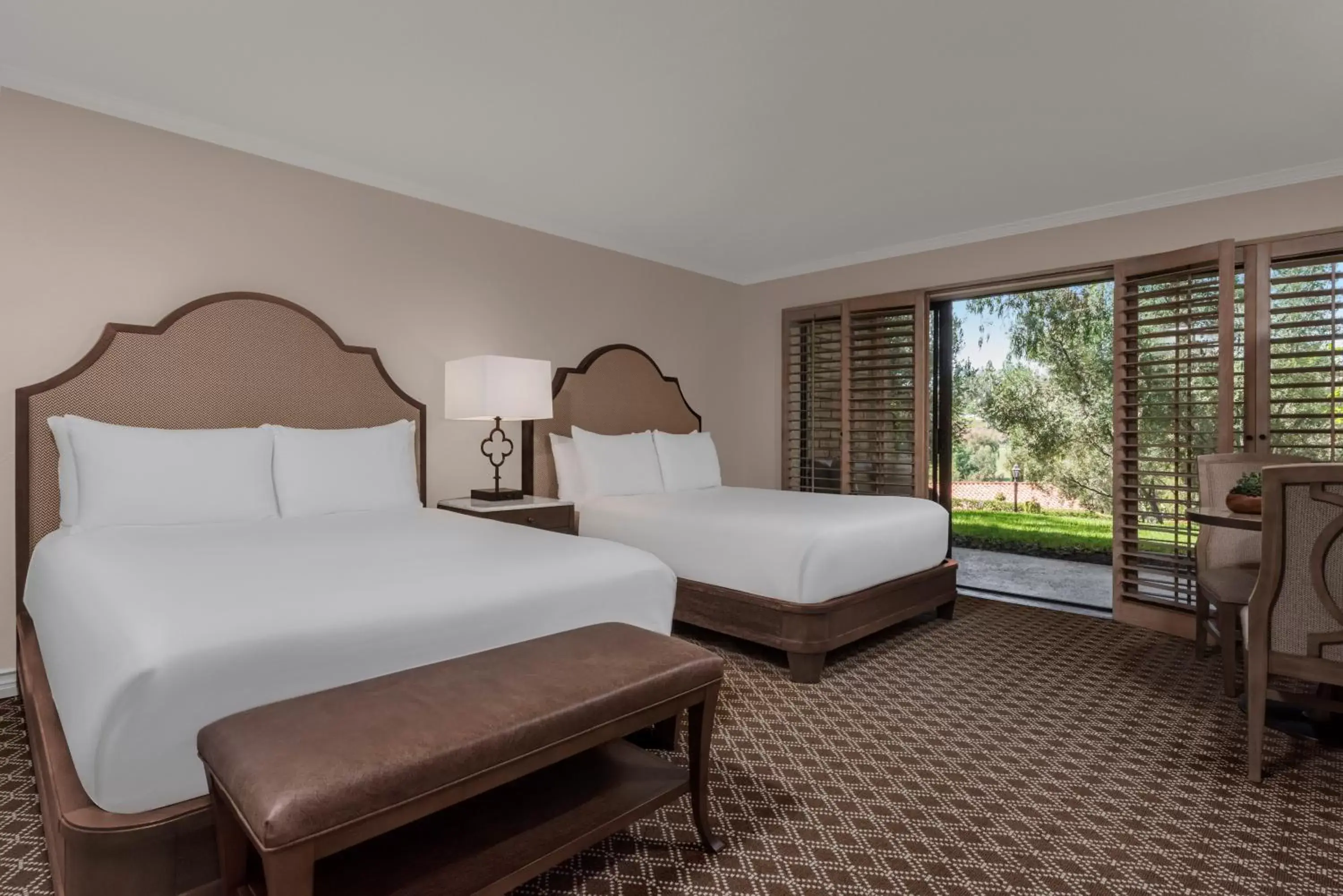 Bedroom, Bed in Rancho Bernardo Inn