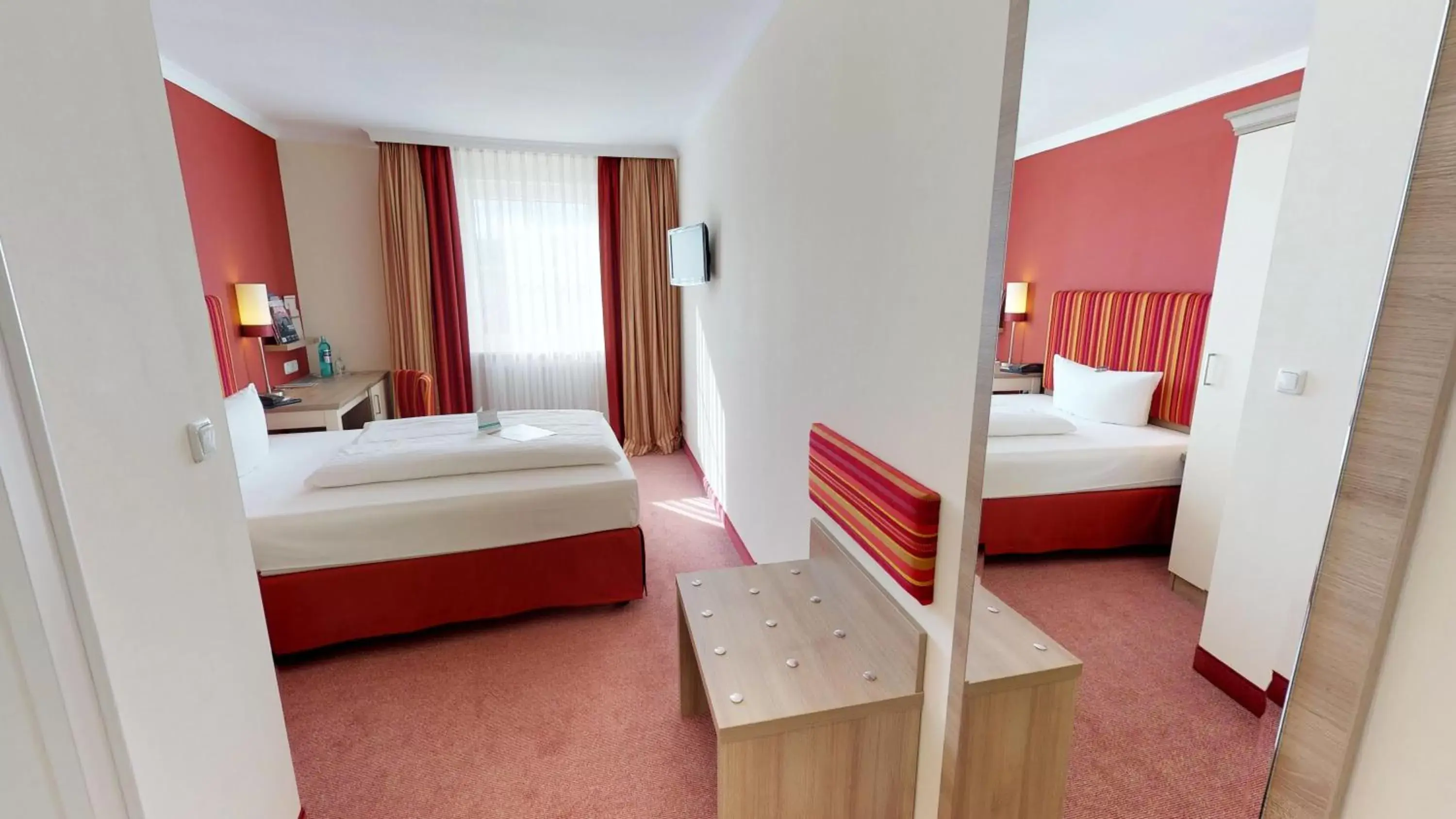 Photo of the whole room, Bed in Hotel Goldene Traube