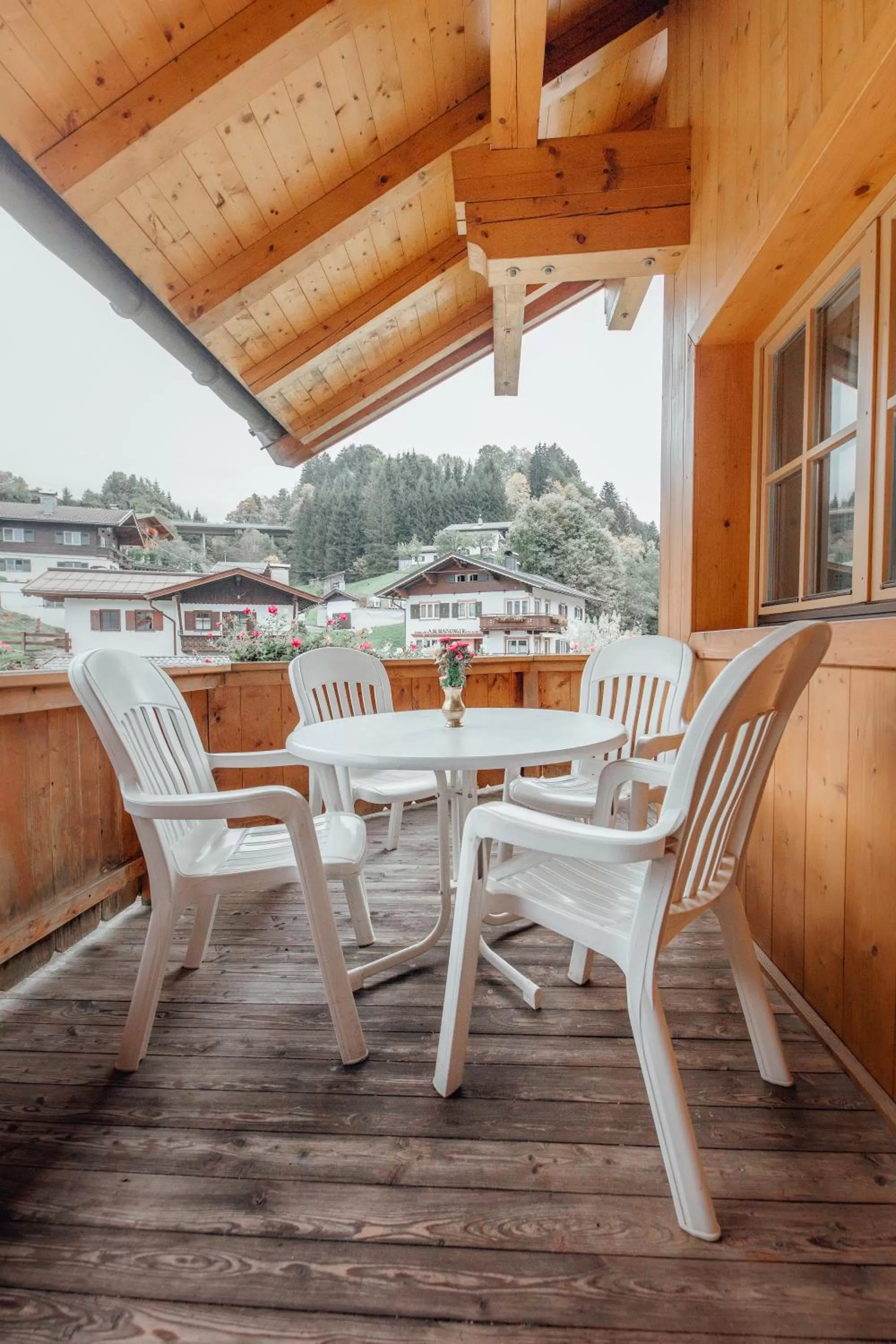 Balcony/Terrace in Zimmer & Ferienwohnungen Dandler