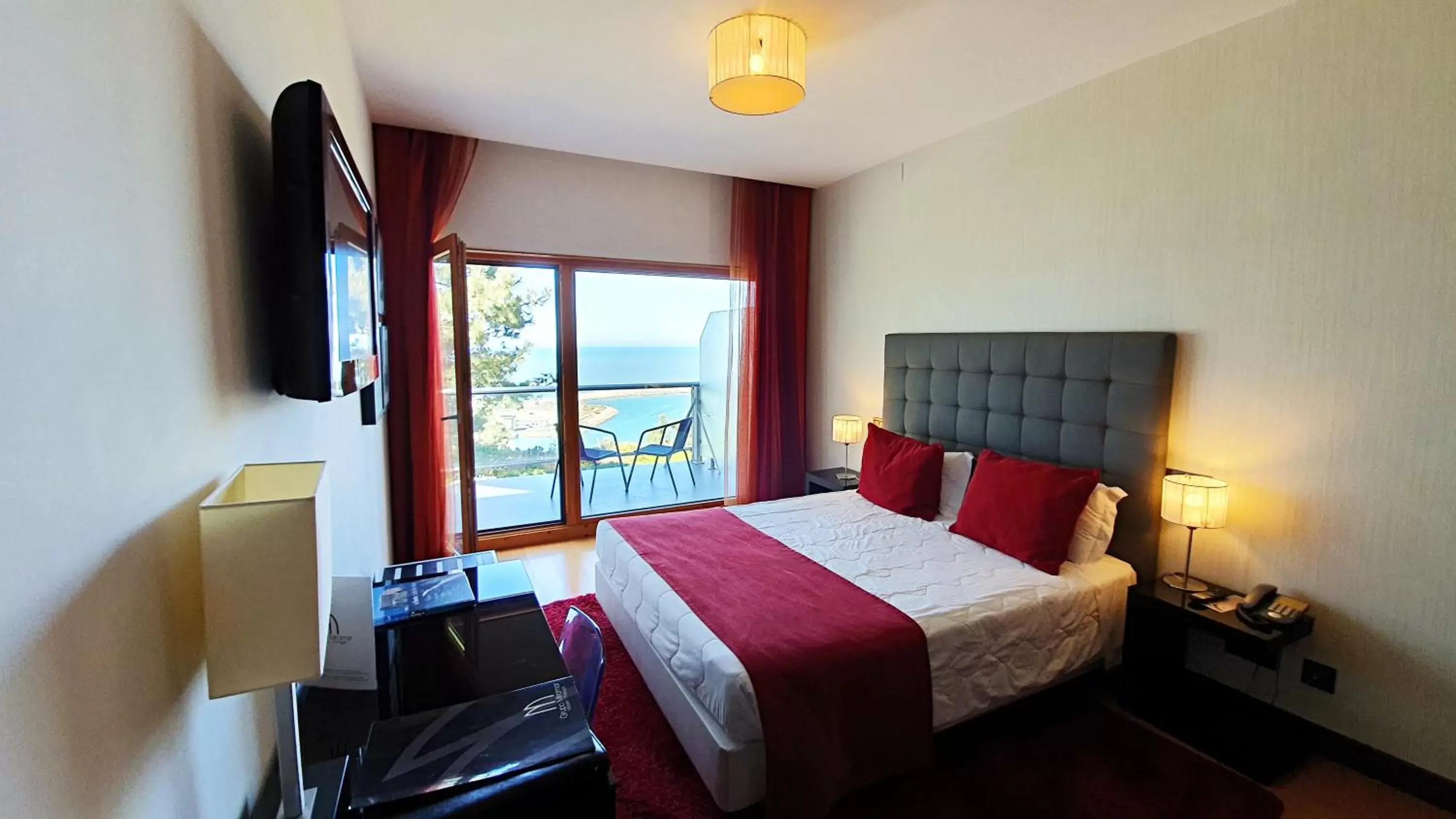 Bedroom in Hotel Miramar Sul