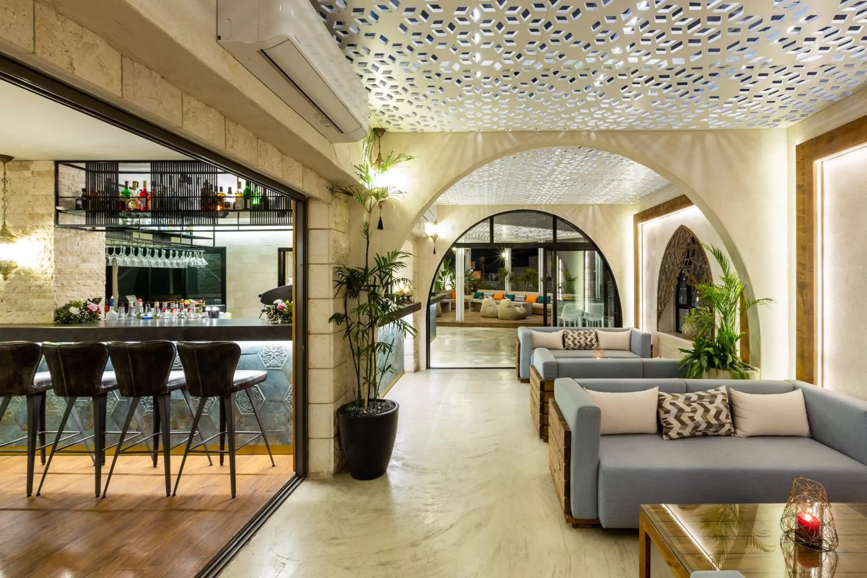 Restaurant/places to eat, Lounge/Bar in Ramada Olivie Nazareth