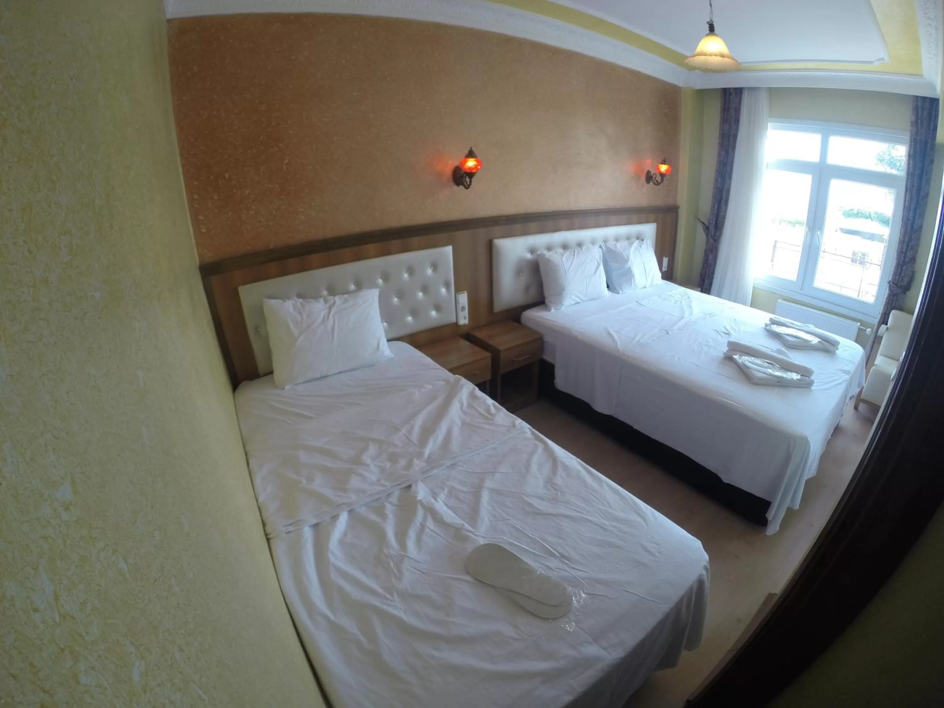 Bedroom, Bed in Arat Apartments