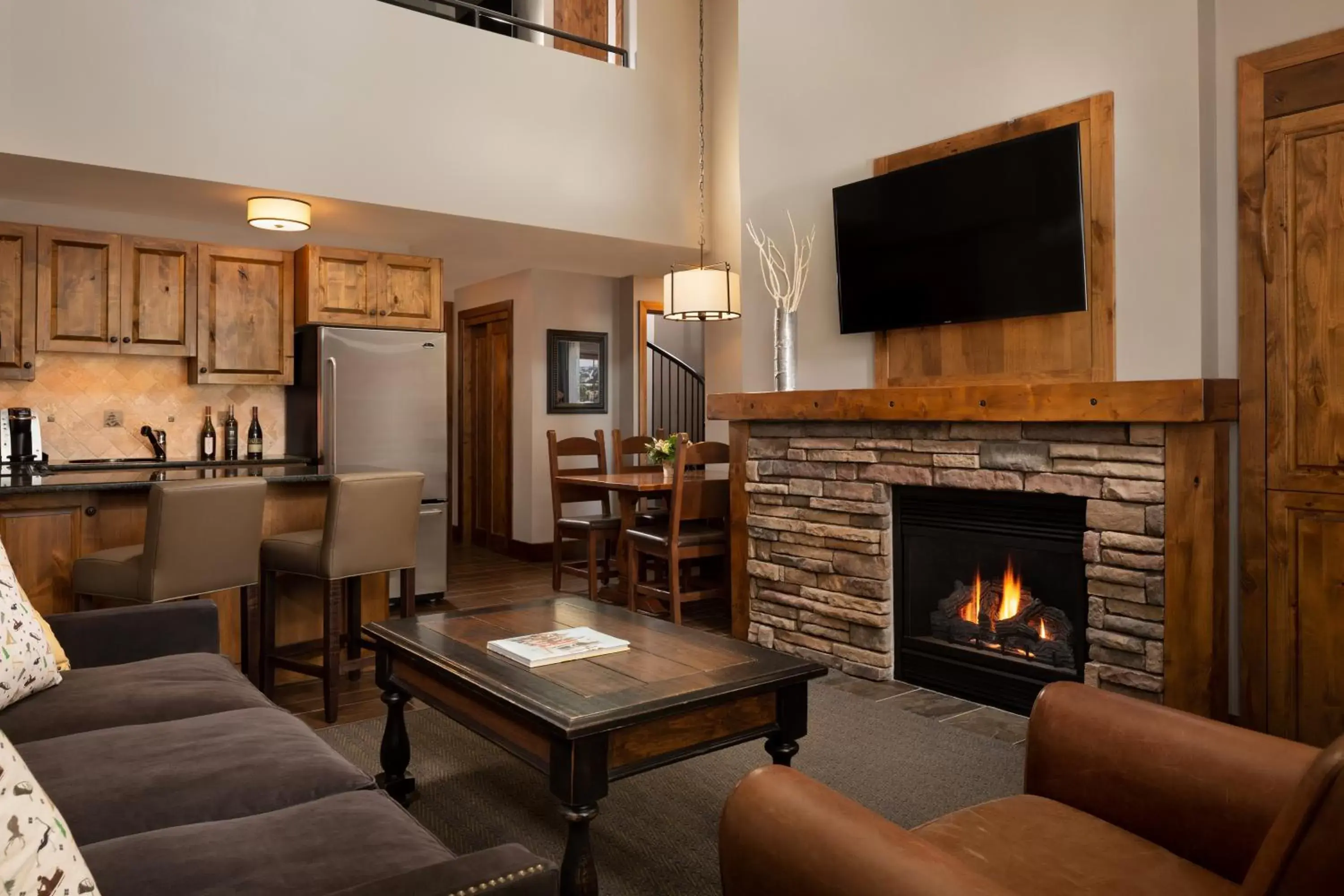 Living room, Seating Area in Teton Mountain Lodge and Spa, a Noble House Resort